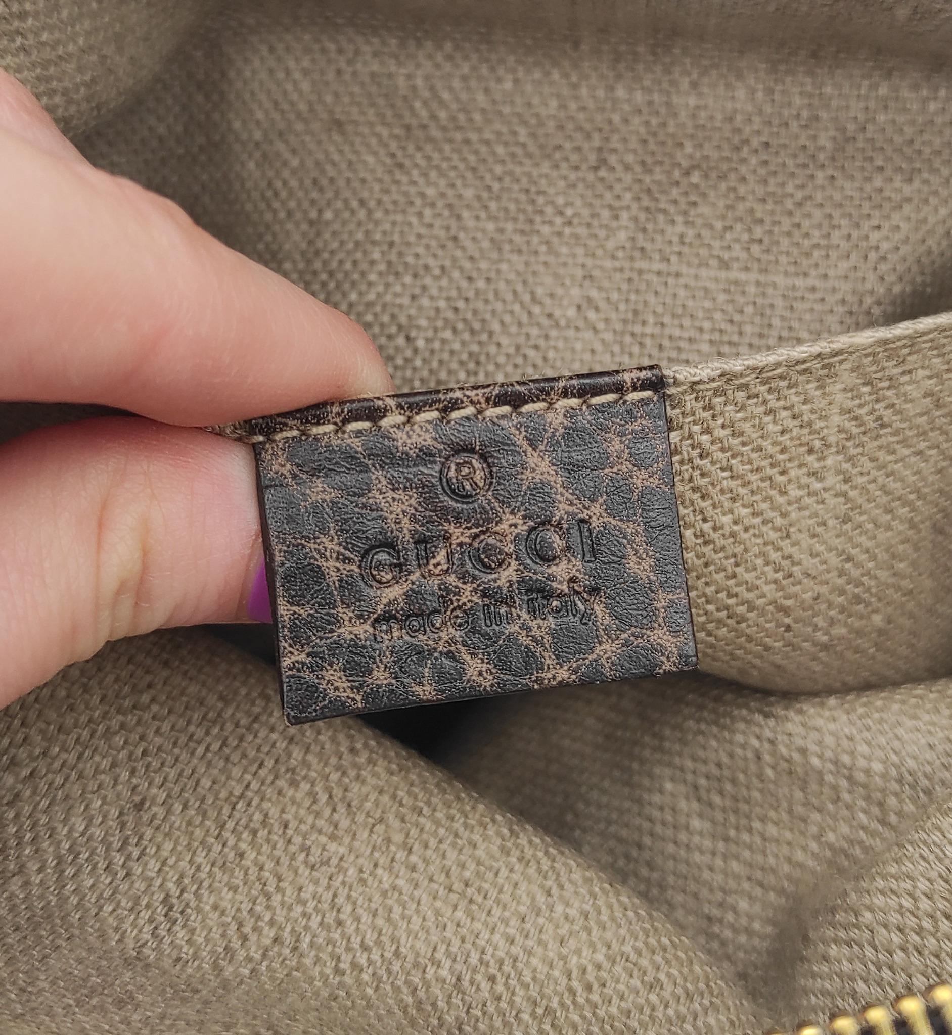 Gucci Lucy, la pochette in pelle marrone con bambù in vendita 8