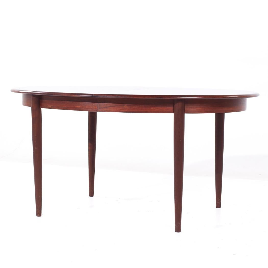 Mid-Century Modern Gudme Møbelfabrik MCM Table de salle à manger extensible en palissandre danois avec 2 abattants en vente