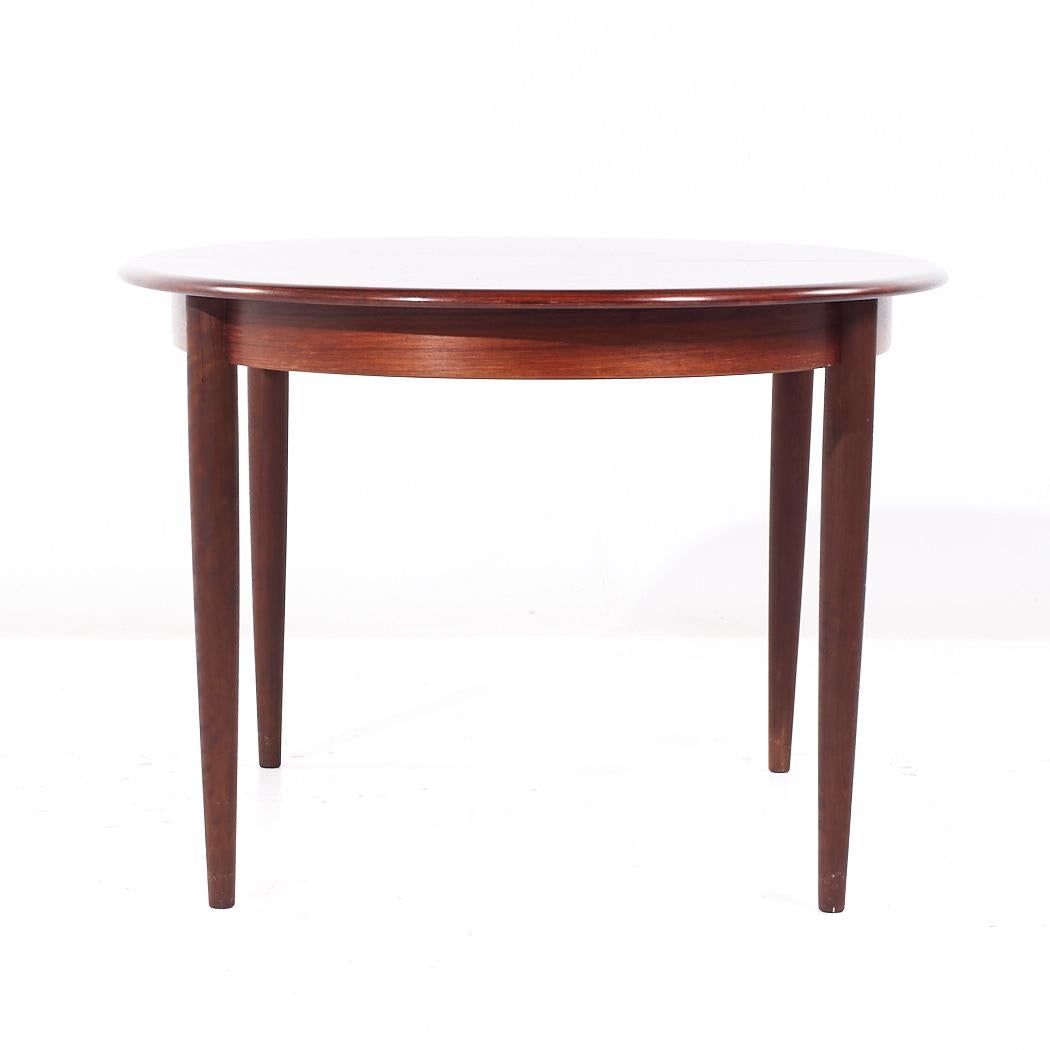 Gudme Møbelfabrik MCM Table de salle à manger extensible en palissandre danois avec 2 abattants Bon état - En vente à Countryside, IL