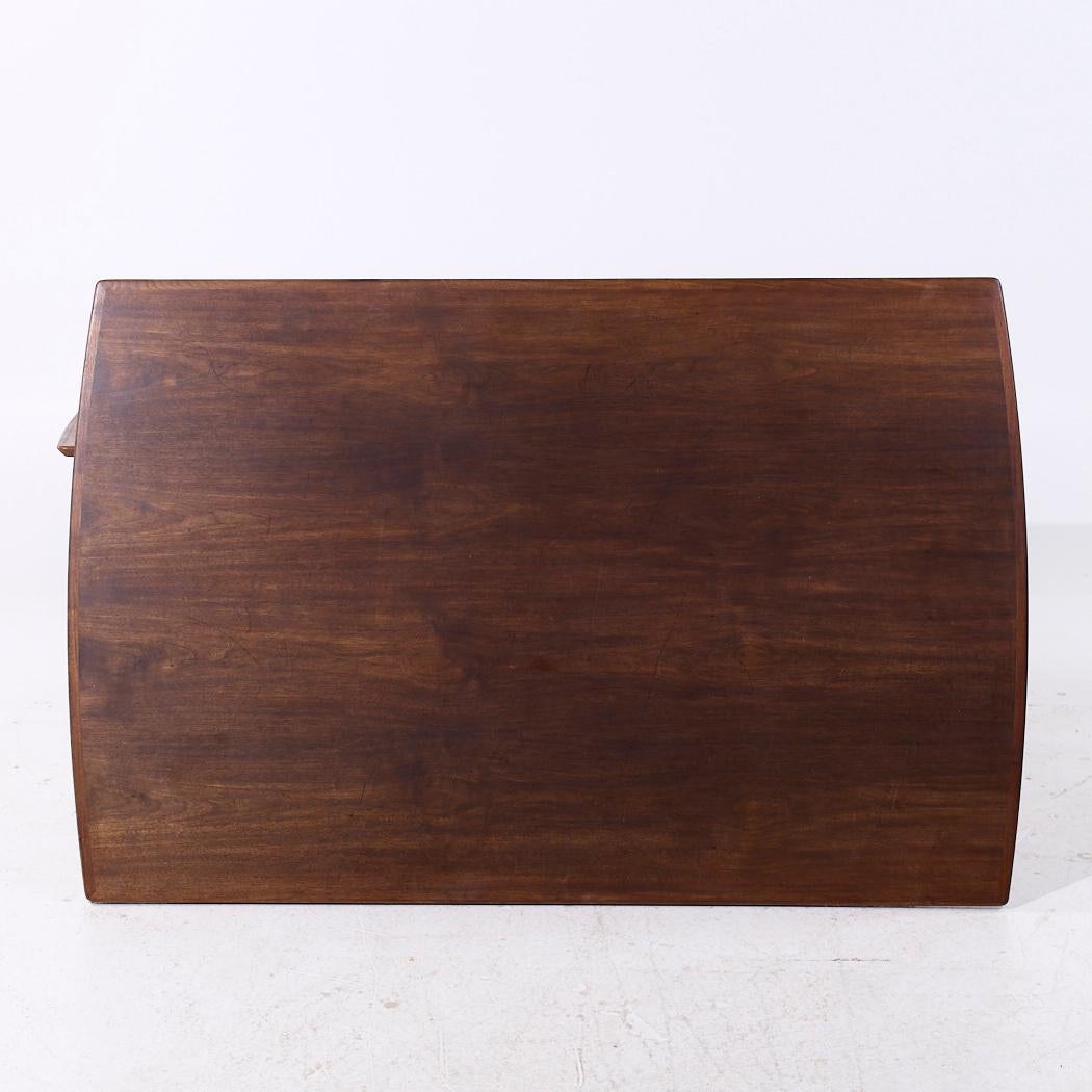 Gudme Møbelfabrik Mid Century Danish Teak Hidden Leaf Expanding Dining Table (Table de salle à manger à feuilles cachées) en vente 3