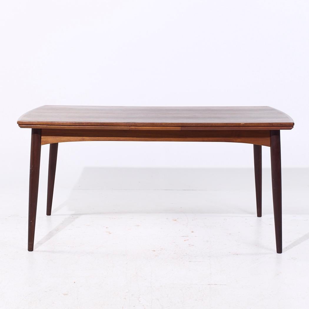 Fin du 20e siècle Gudme Møbelfabrik Mid Century Danish Teak Hidden Leaf Expanding Dining Table (Table de salle à manger à feuilles cachées) en vente