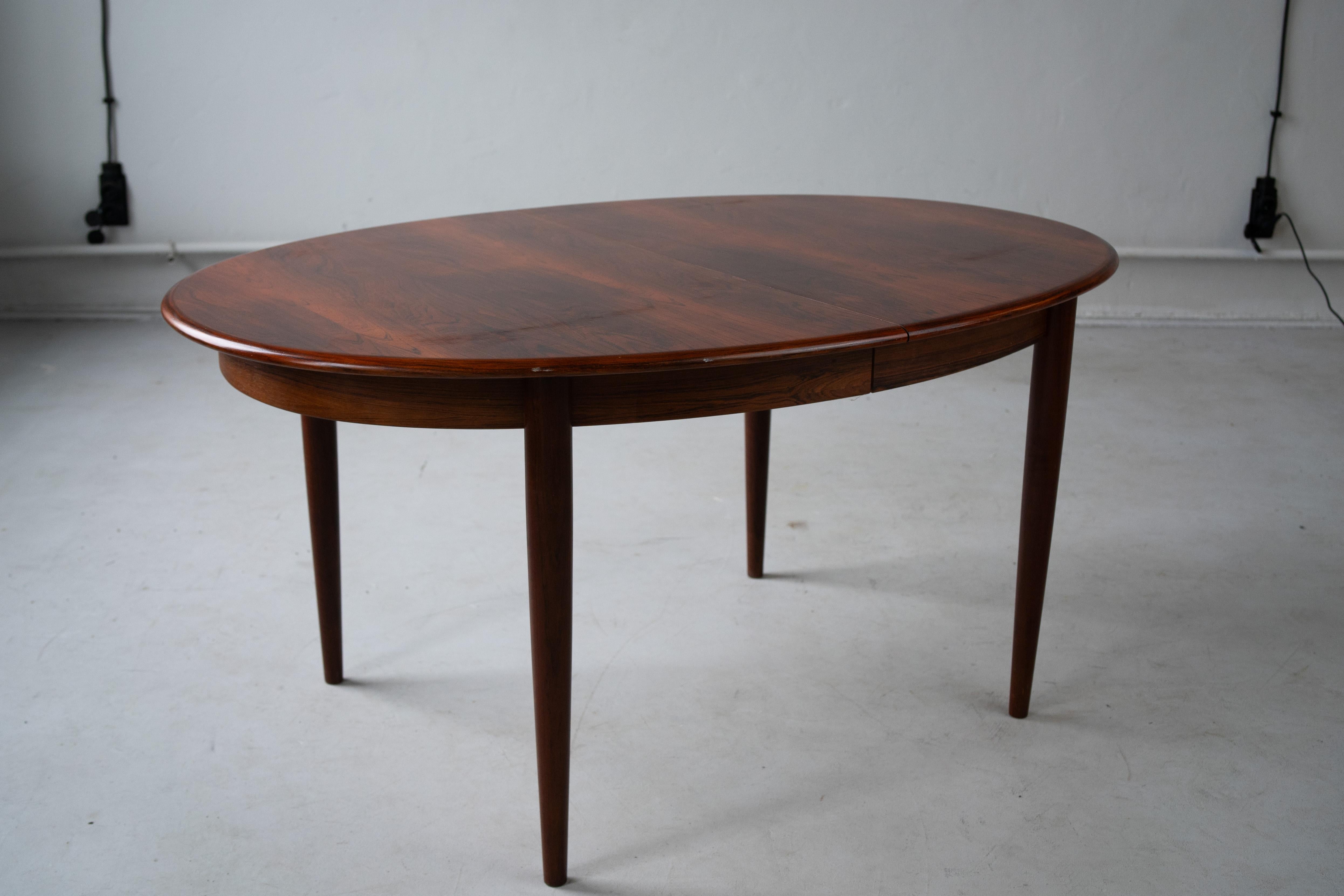 Danish Gudme Mobelfabric danish dining table For Sale
