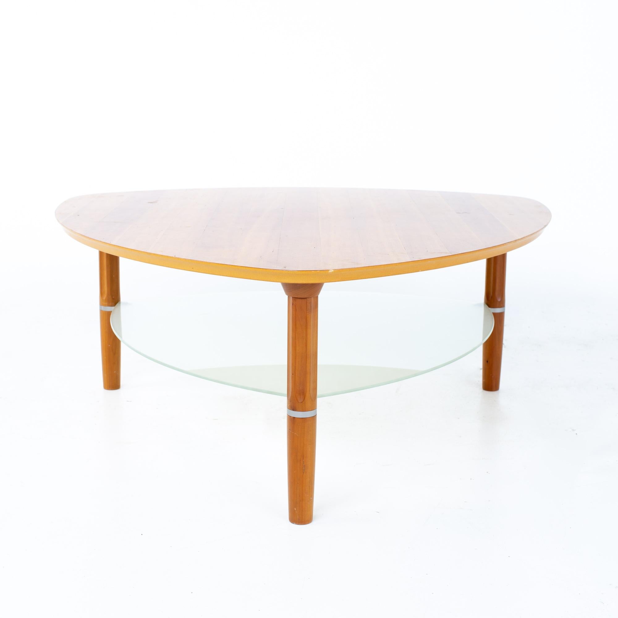 Mid-Century Modern Table basse en teck danoise Gudme Mobelfabrik MCM pour guitare, étagère en verre en vente