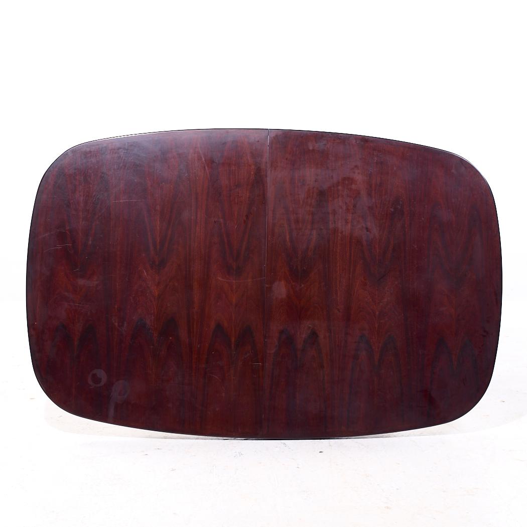 Table de salle à manger danoise Gudme Mobelfabrik du milieu du siècle dernier, extensible en bois de rose avec 1 feuille en vente 3