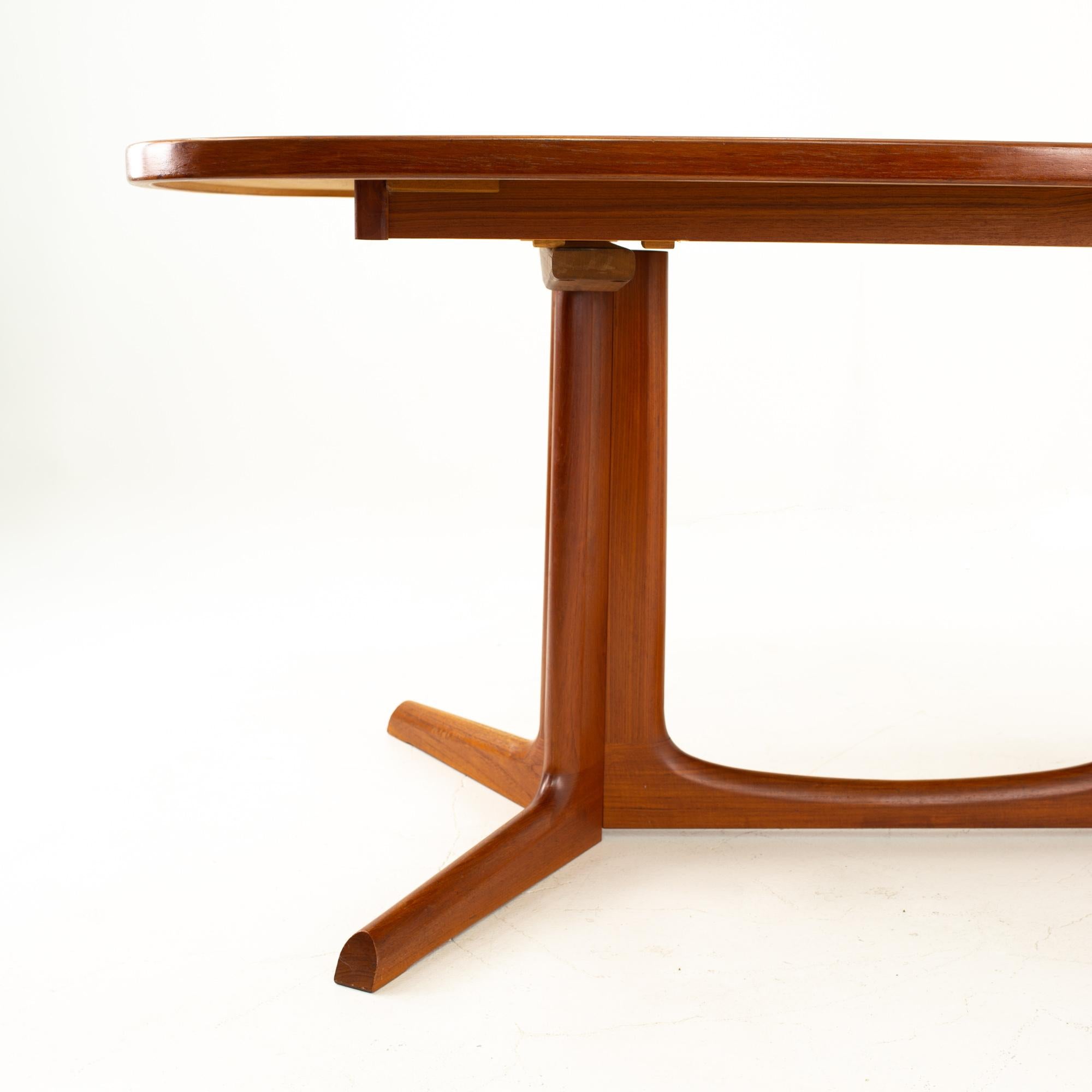 Late 20th Century Gudme Mobelfabrik Midcentury Dining Table with 2 Leaves