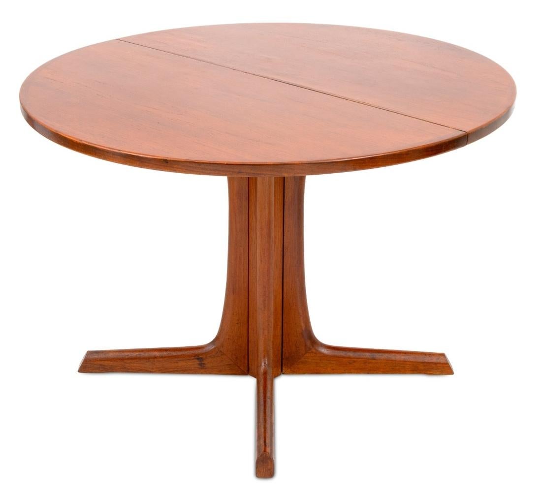 20th Century Gudme Mobelfabrik Teak Pedestal Dining Table