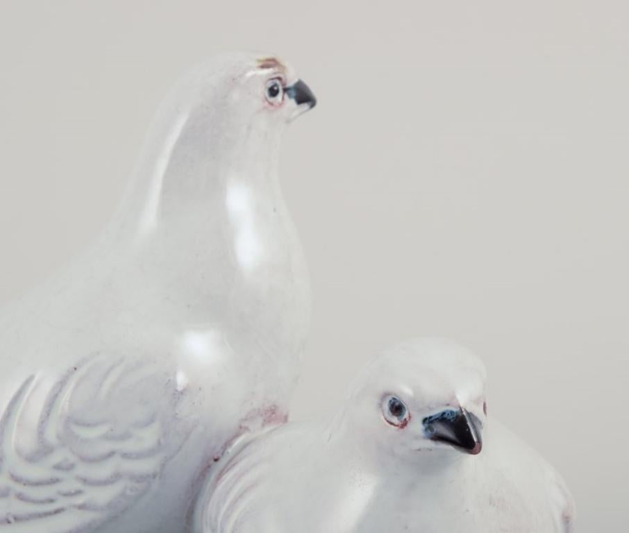Gudmundur Einarsson. Unique ceramic figurine. A grouse with young. In Excellent Condition For Sale In Copenhagen, DK