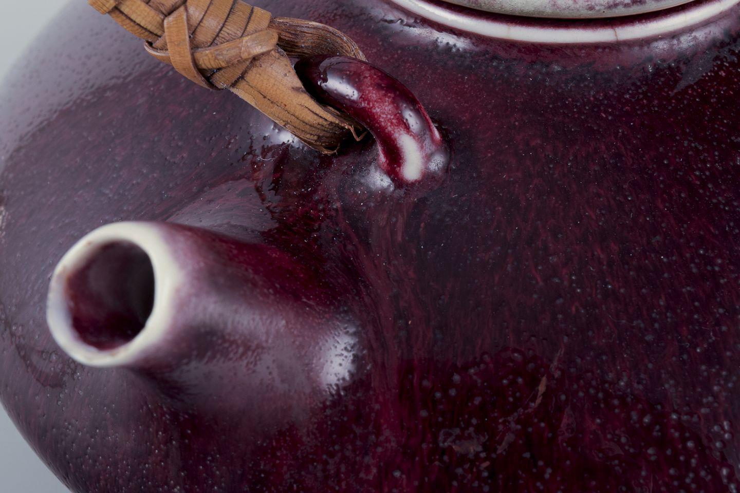 Mid-20th Century Gudrun Meedom for Bing and Grondahl. Stoneware teapot with oxblood glaze.
