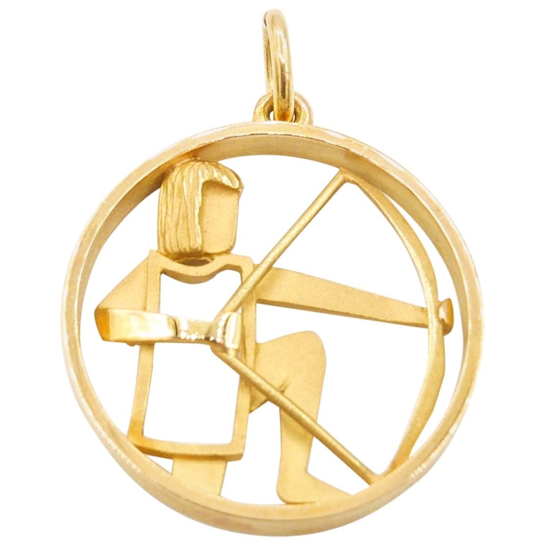 Güeblin 18 Karat Gold Sagittarius Zodiac Astrological Symbol Charm/Pendant For Sale