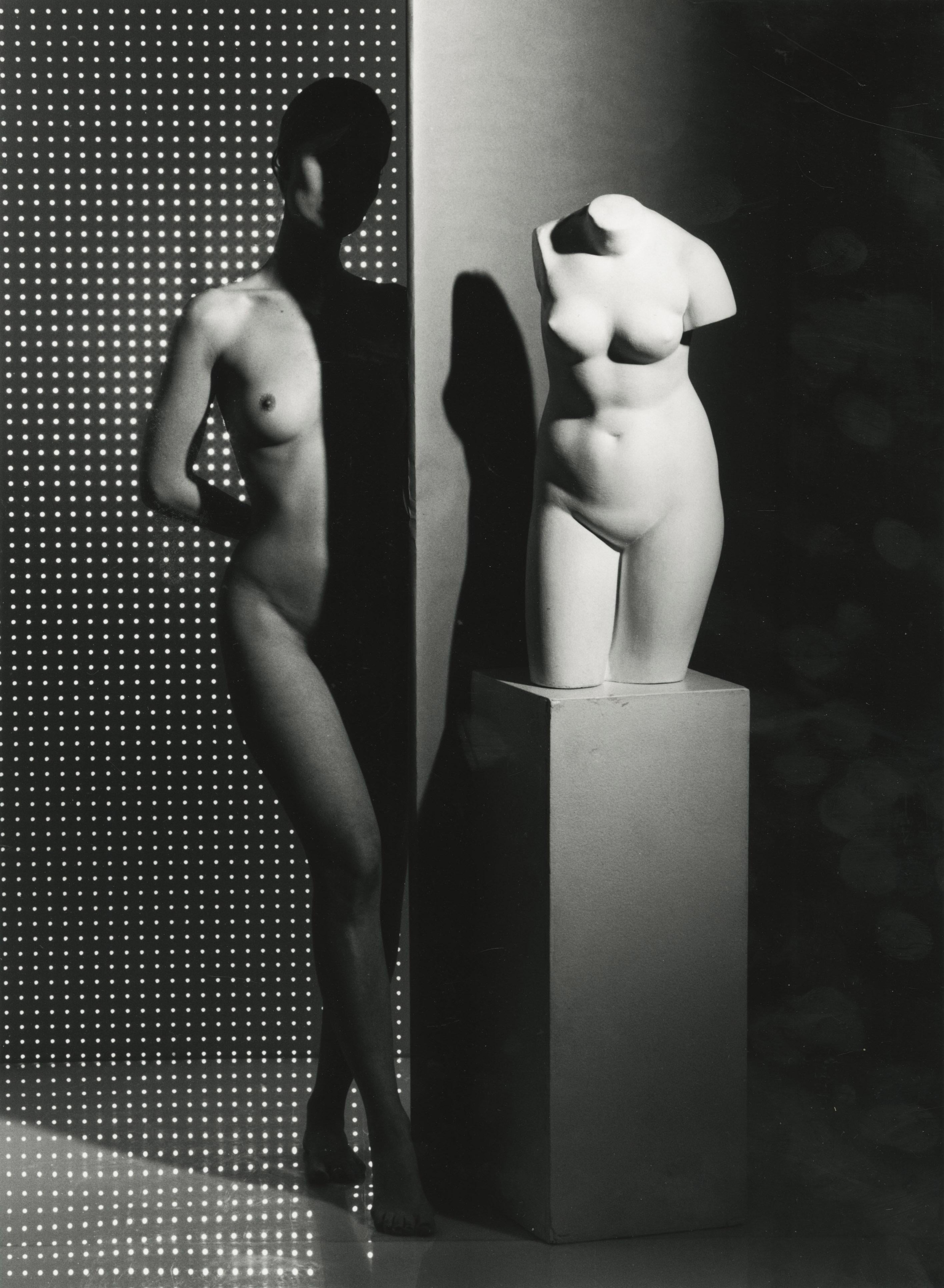 Nude Photograph di Guenter Knop - Classico