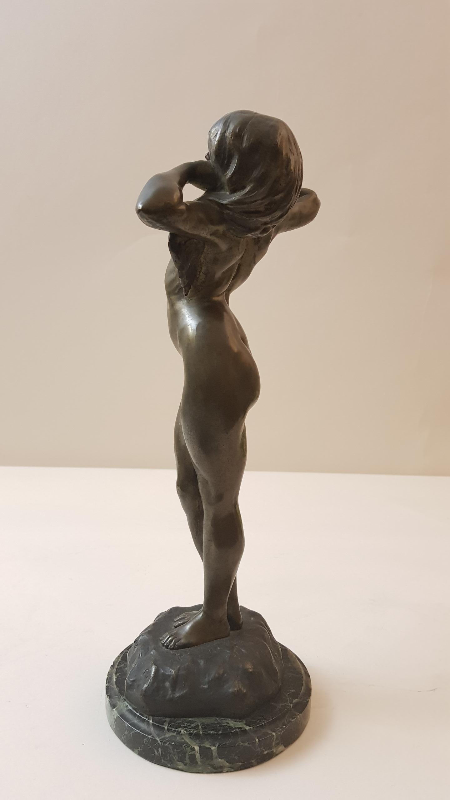 Art Deco Gueraud Rivier Bronze Woman Sculpture, 1890s