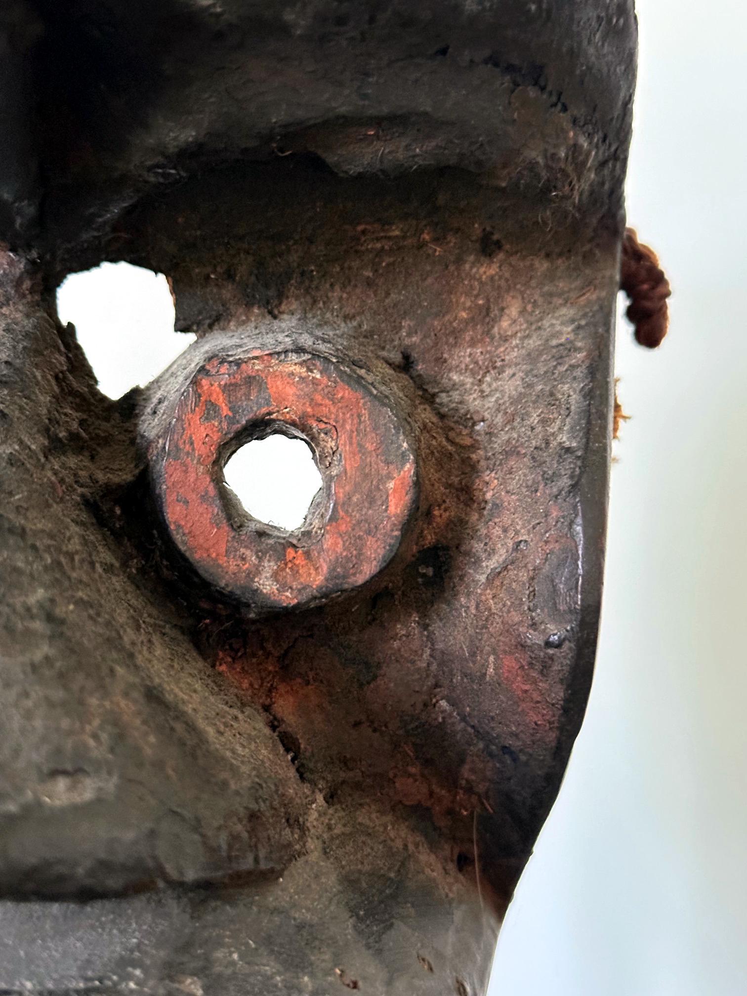Maschera Guere della Costa d'Avorio con adesivo di Sotheby's in vendita 4