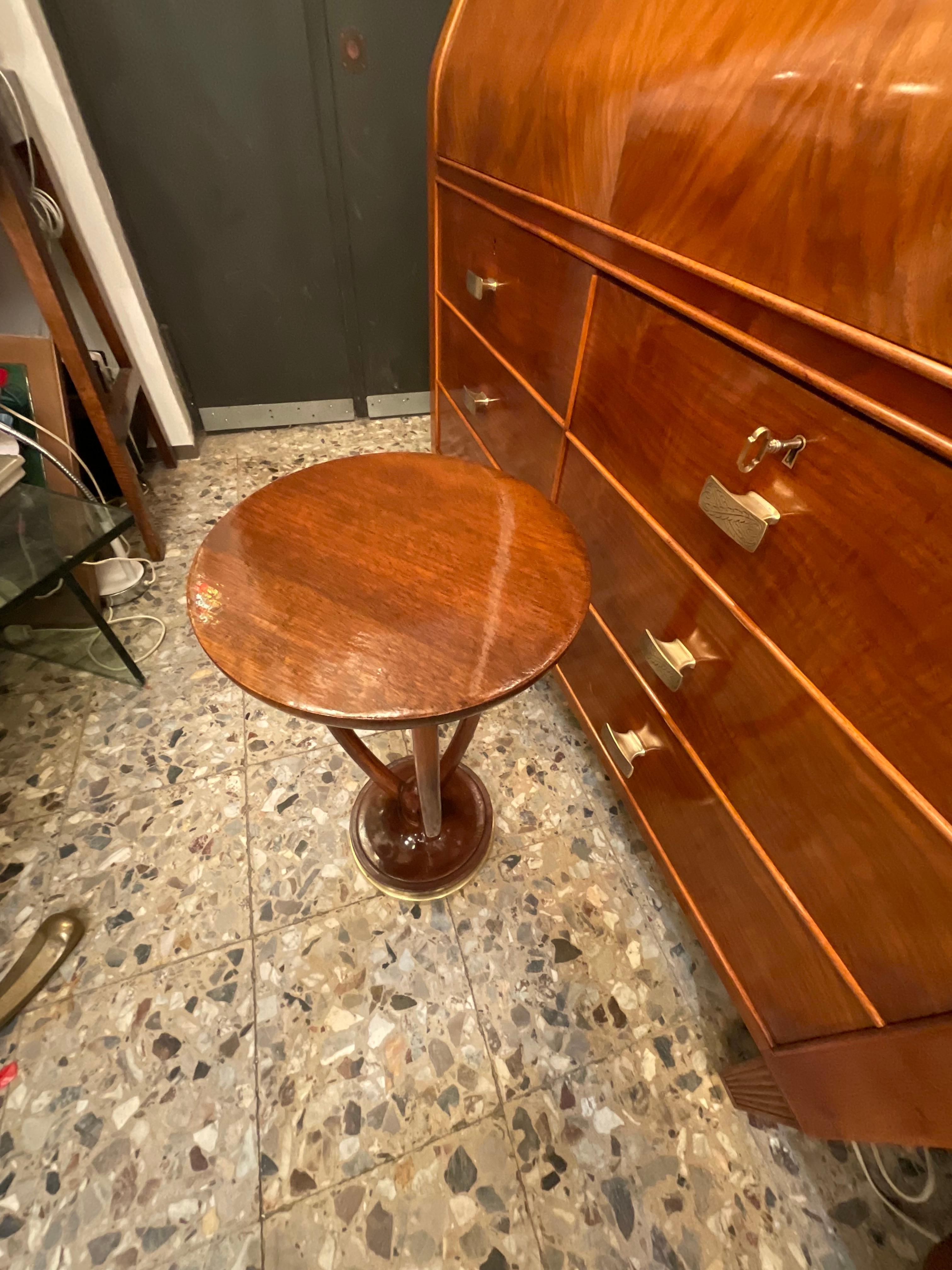 Gueridón ART DECÓ - Walnut wood and brass base - ITALY 1925 For Sale 4