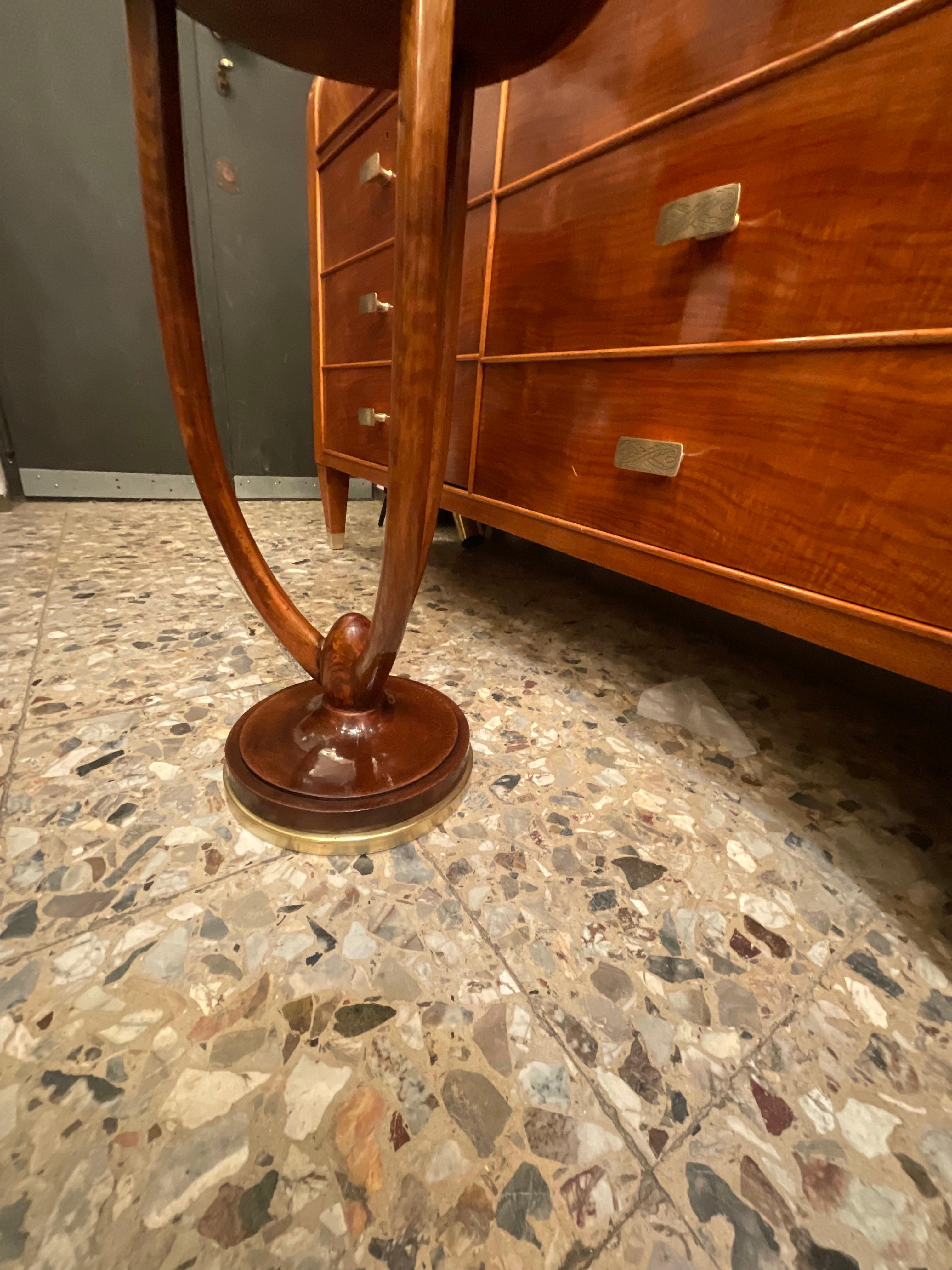 Art Deco Gueridón ART DECÓ - Walnut wood and brass base - ITALY 1925 For Sale