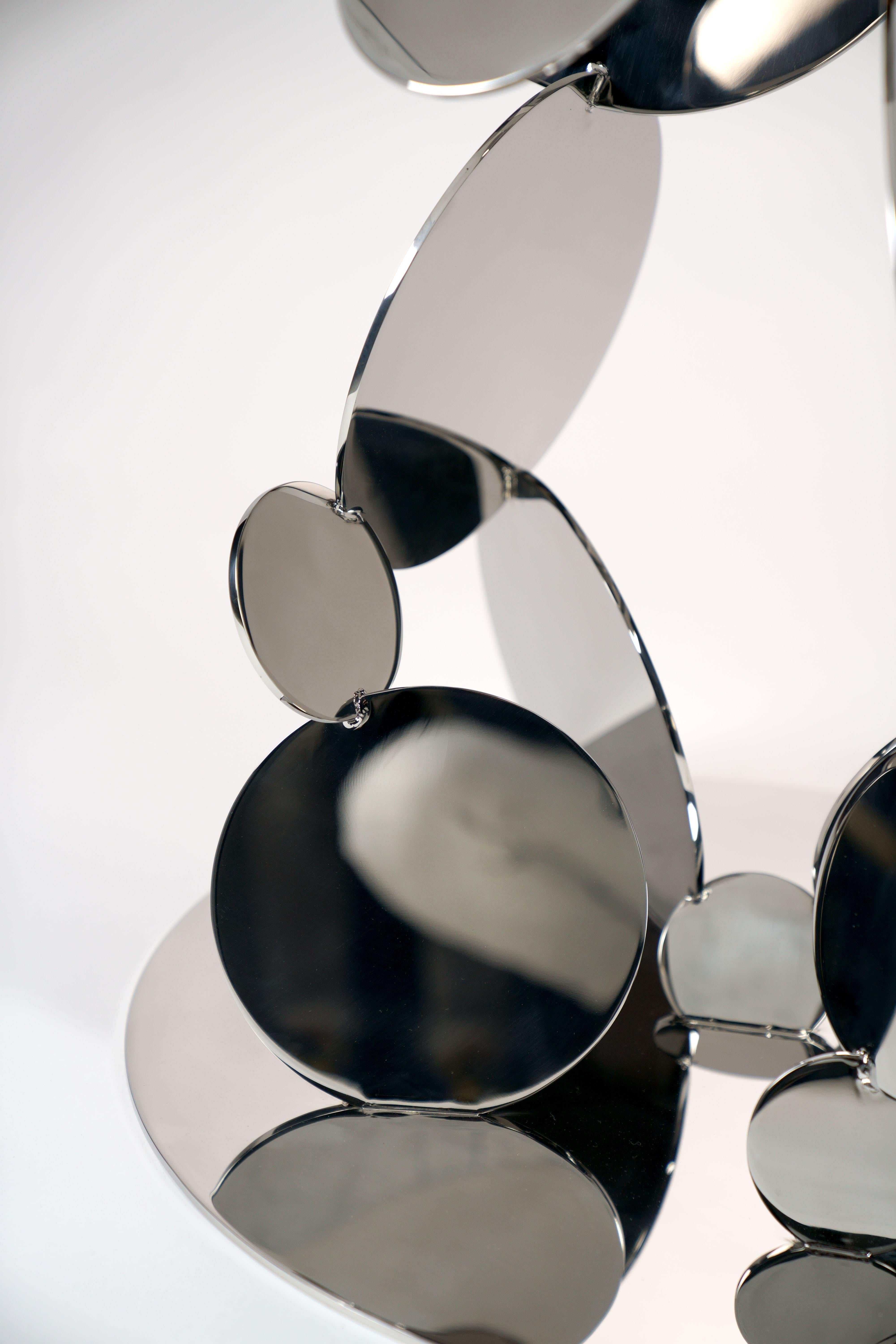 Gueridon Center Table Discs Spiegel Stahl Weiß Marmor Carrara Collectible Design (Edelstahl) im Angebot