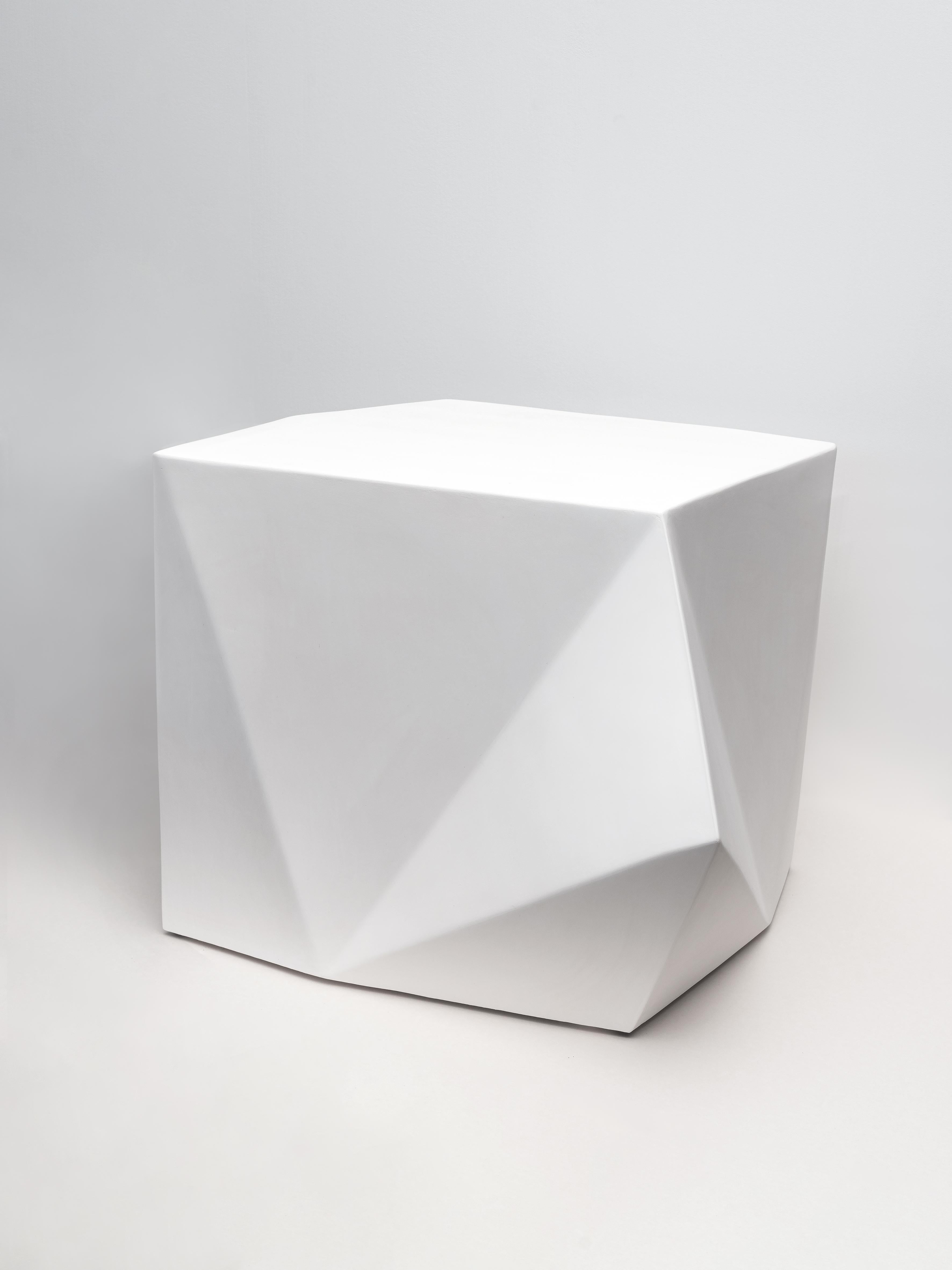 Allemand Table d'appoint sculpturale 