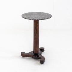 Gueridón, época de la Restauración, principios del siglo XIX