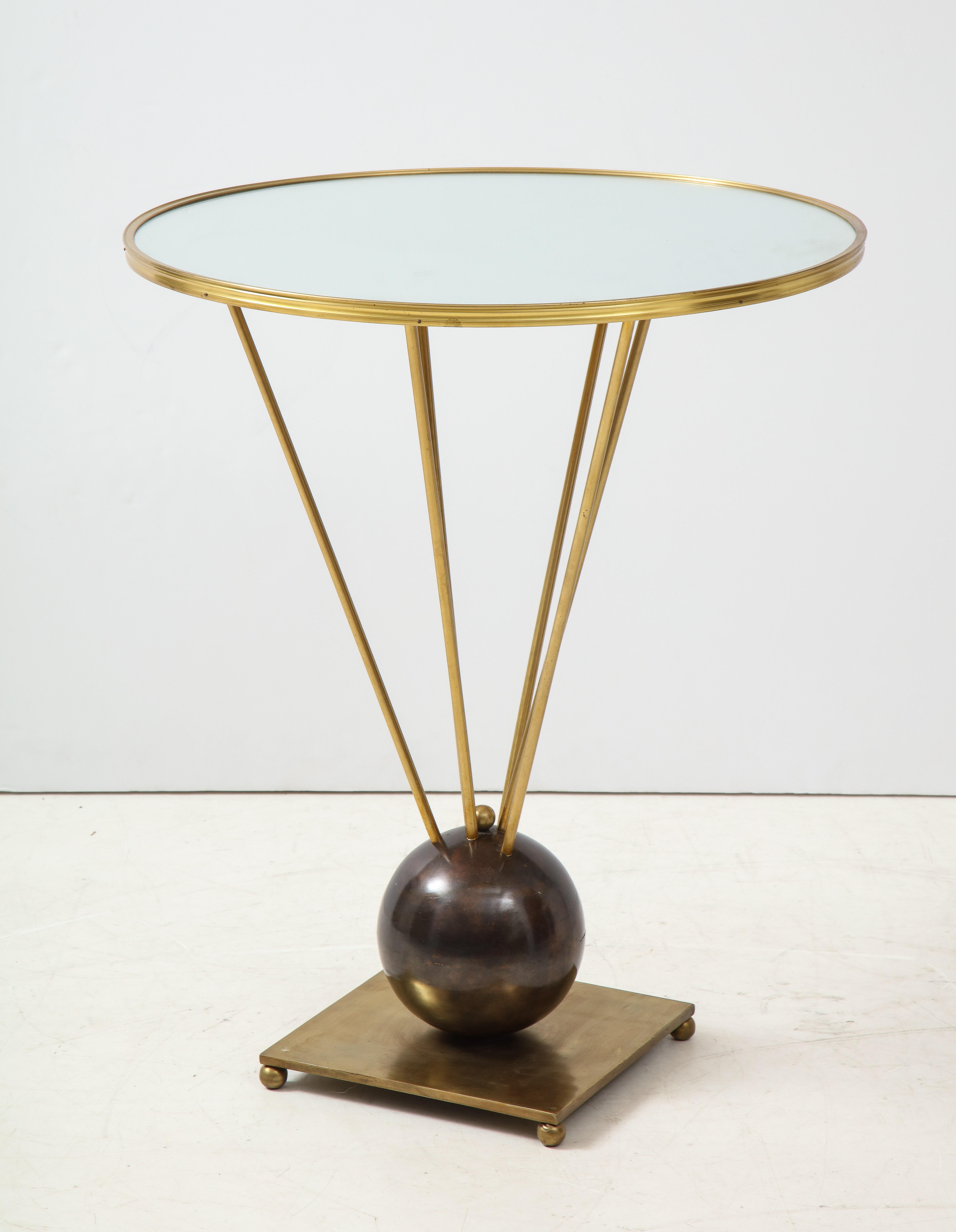 Guéridon Side Table Attributed to John Vesey In Good Condition In New York, NY