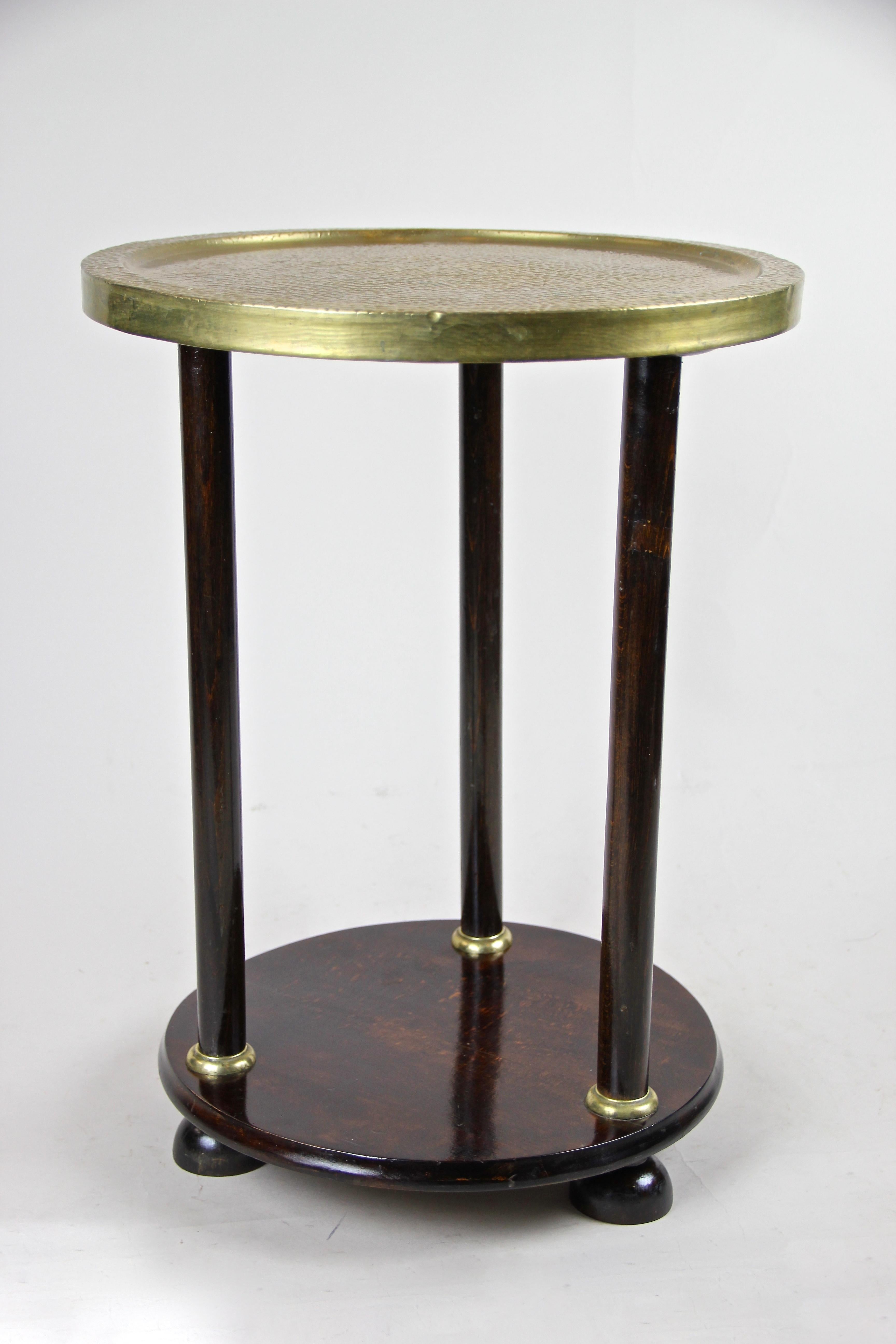 Gueridon Side Table with Brass Table Top Attributed to Kohn, Austria, circa 1910 1