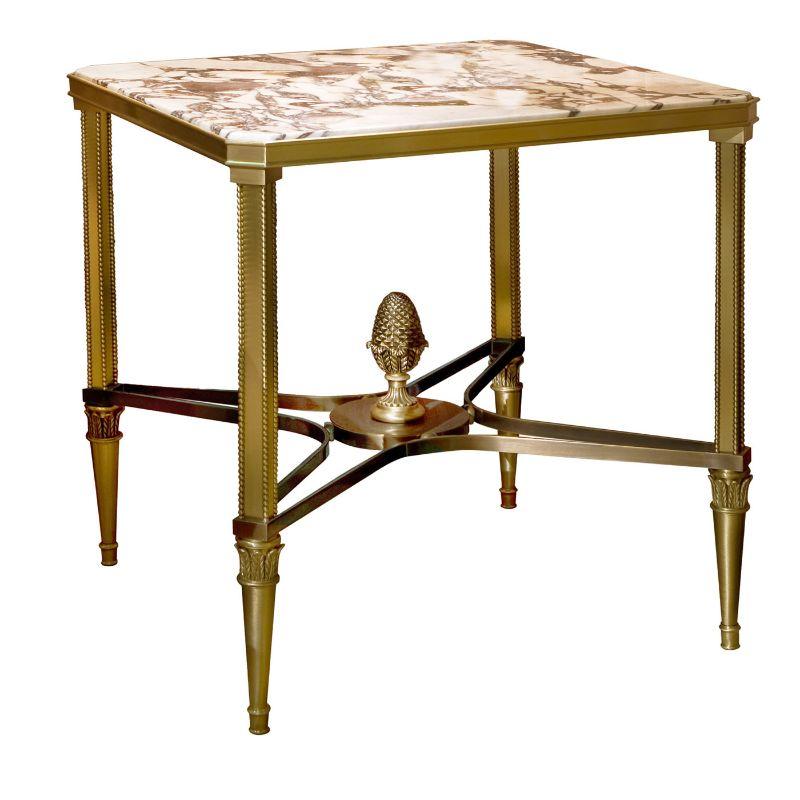 Side table with a brass structure and a marble top.