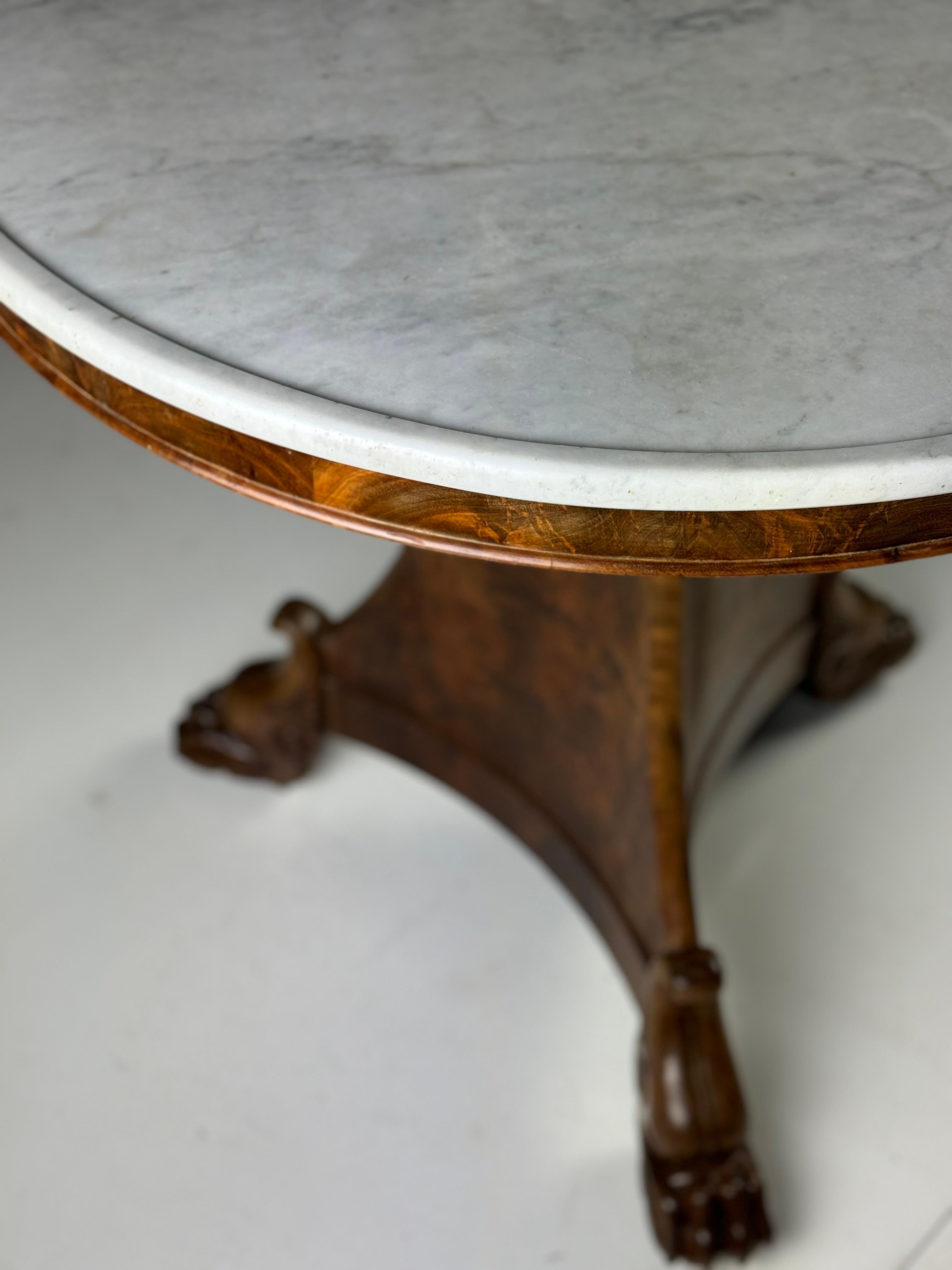 Gueridon table In Excellent Condition In MILL, NL