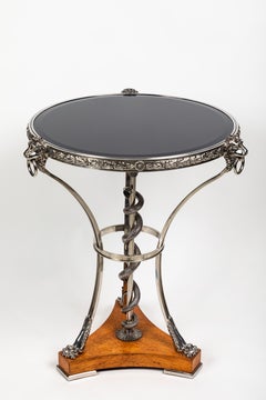 Gueridon mit Schlangendetail von Theodore Alexander