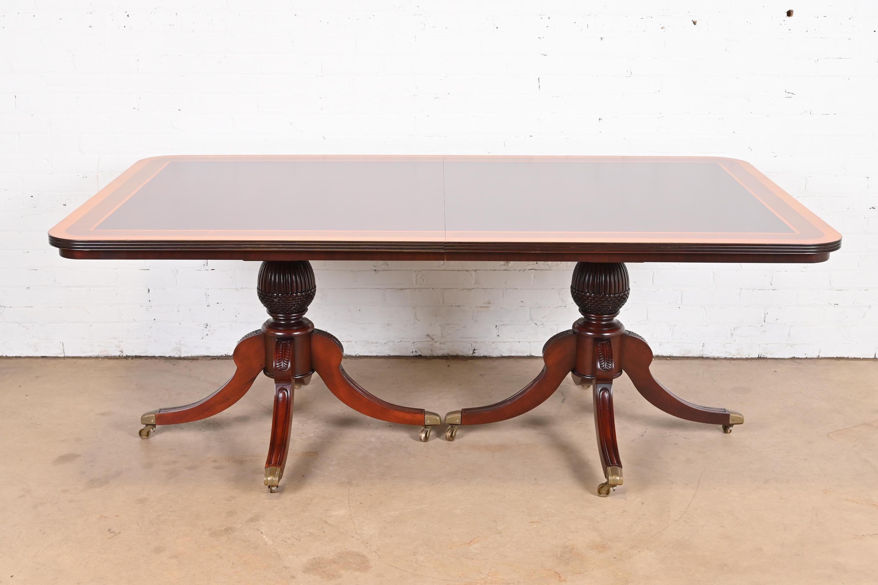 Guerra Vanni Georgian Mahogany Double Pedestal Dining Table, Newly Refinished For Sale 4