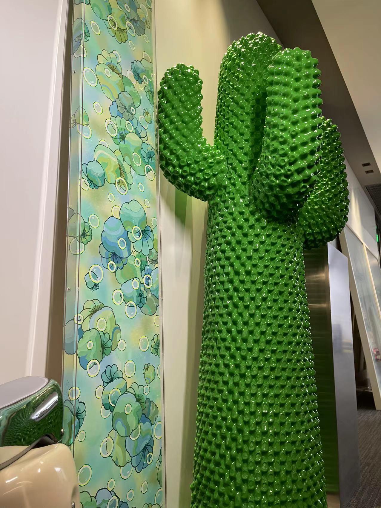 Auf Lager Gufram Another Green Cactus Garderobenständer-Skulptur von Drocco/Mello im Angebot 1