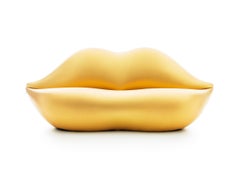 Gufram Boccadoro Couch in Gold by Studio 65