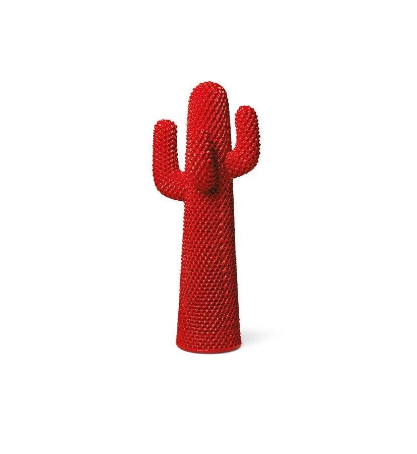 Der 1972 geborene Cactus Coat Rack hat von Anfang an die statische und starre Welt des Interior Designs in Frage gestellt und die traditionelle Möbellandschaft revolutioniert. Die von Guido Drocco und Franco Mello entworfene Garderobe Cactus soll