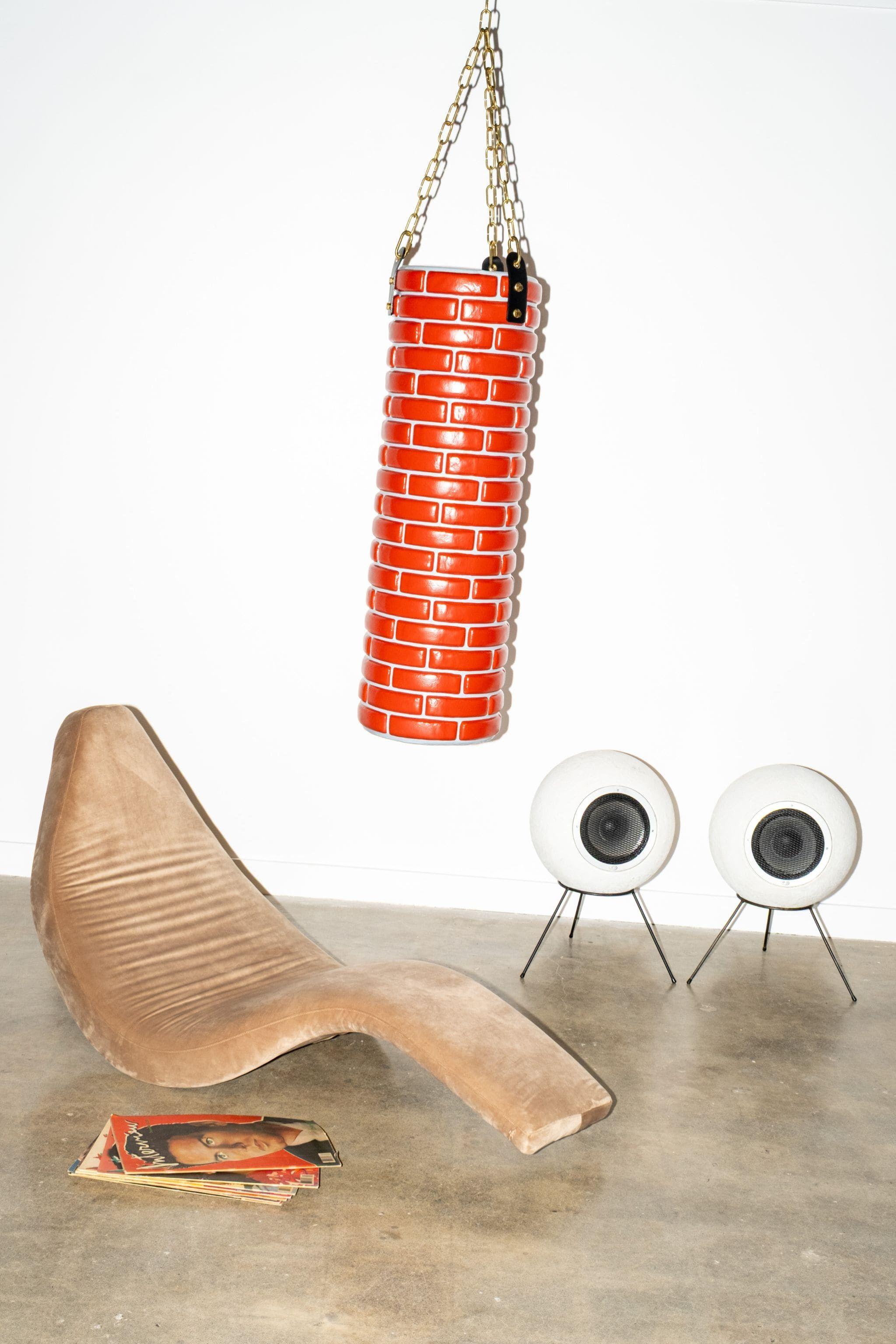 italien Gufram PUNCH-A-WALL par Studio Job en vente
