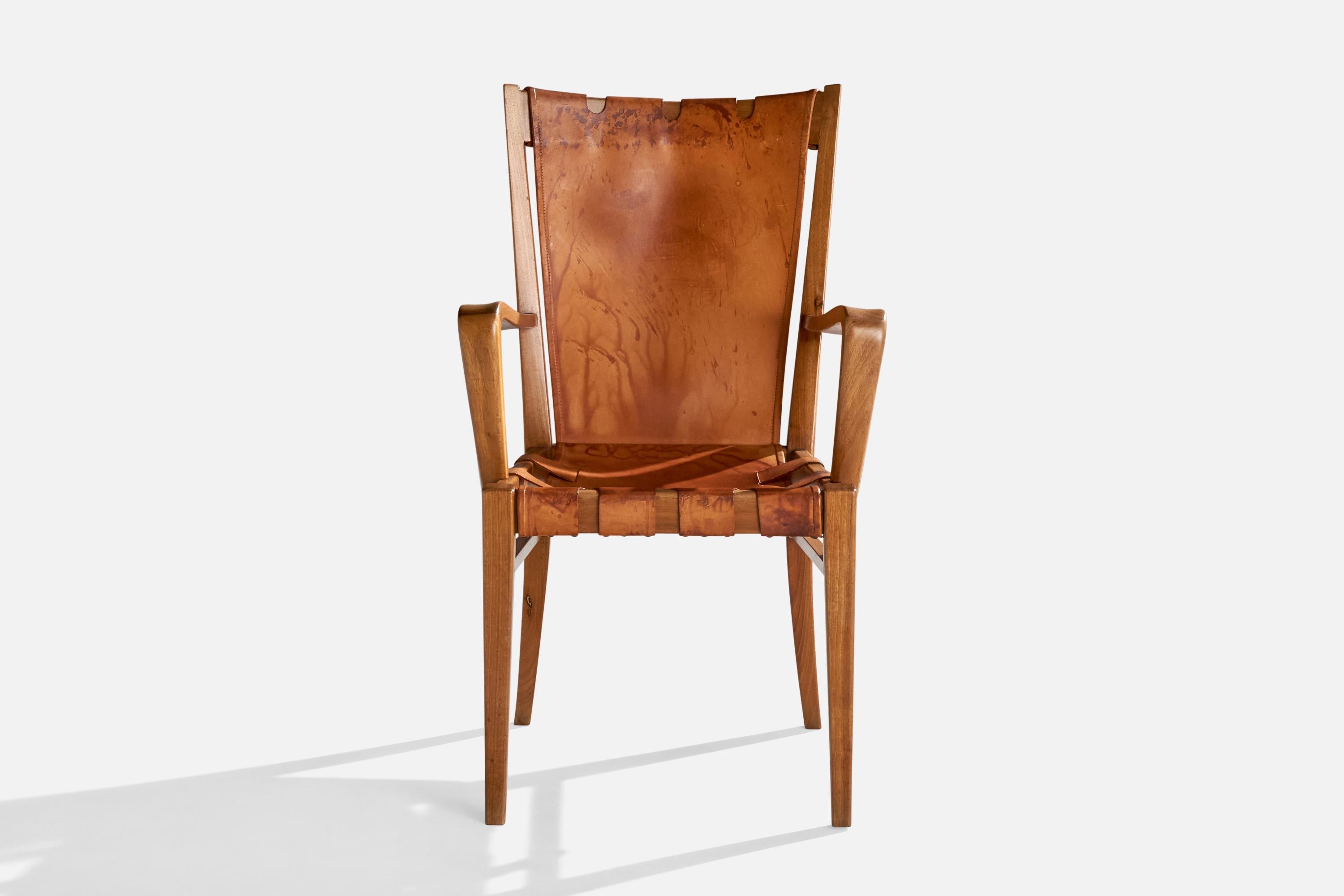 Italian Guglielmo Pecorini, Armchair, Walnut, Leather, Italy, 1940s For Sale