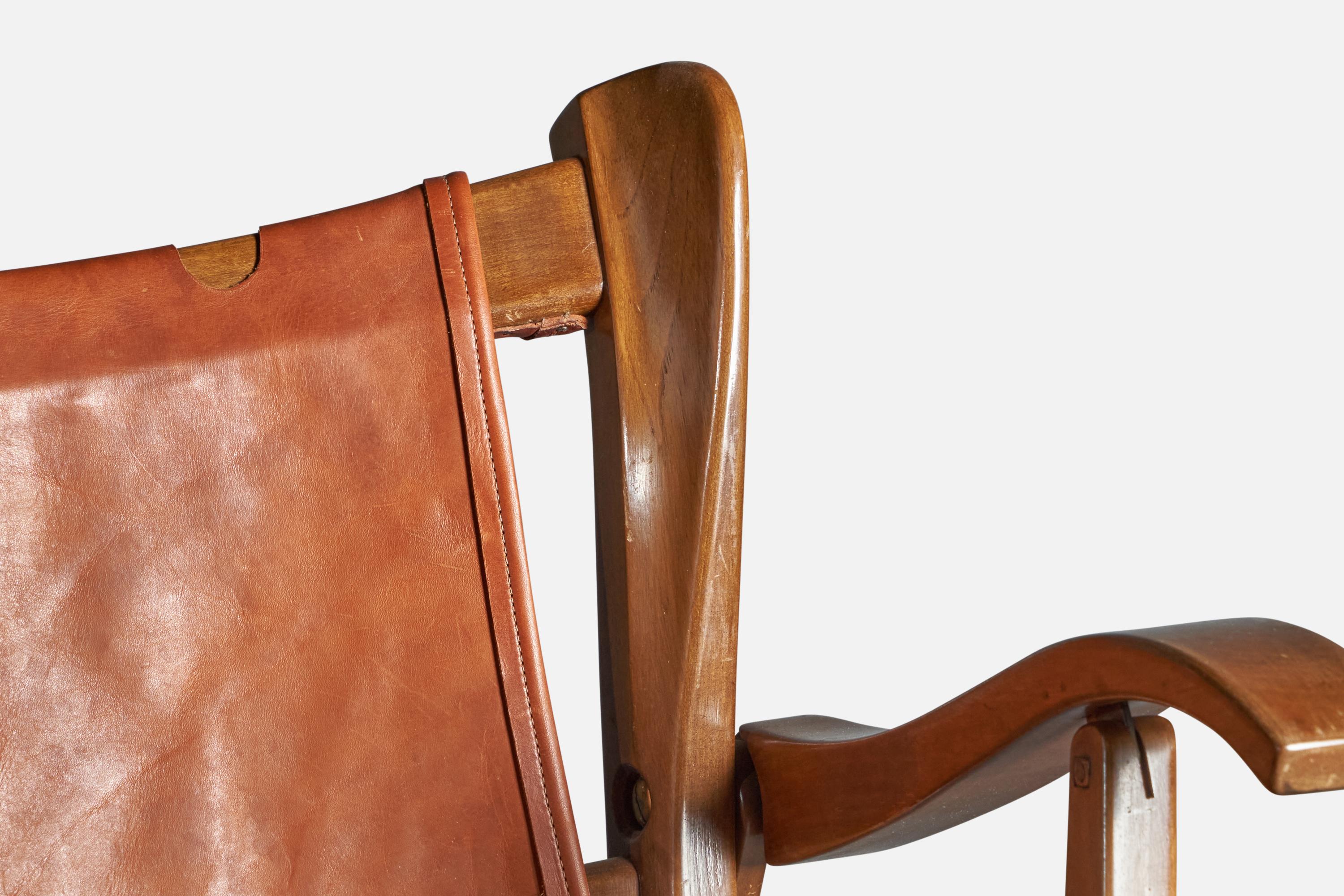 Mid-Century Modern Guglielmo Pecorini, Folding Arm Chairs, Walnut, Leather, Italy, 1940s