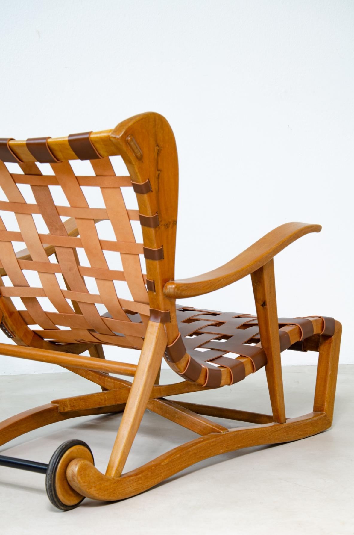 Mid-Century Modern Guglielmo Pecorini rare armchair with wheels For Sale