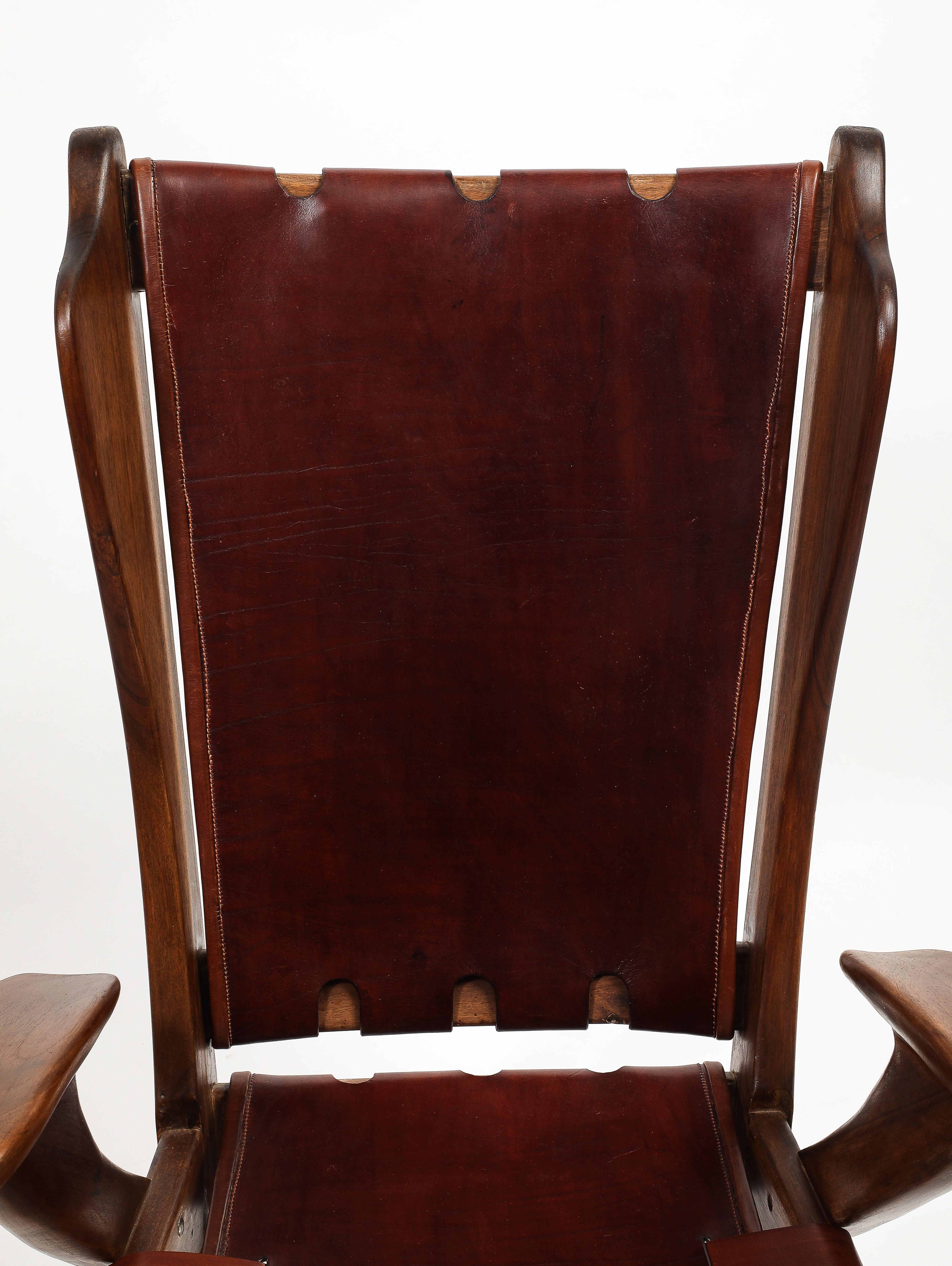 Guglielmo Pecorini Rare Highback Walnut and Burgundy Leather Lounge Chair 1940s 4