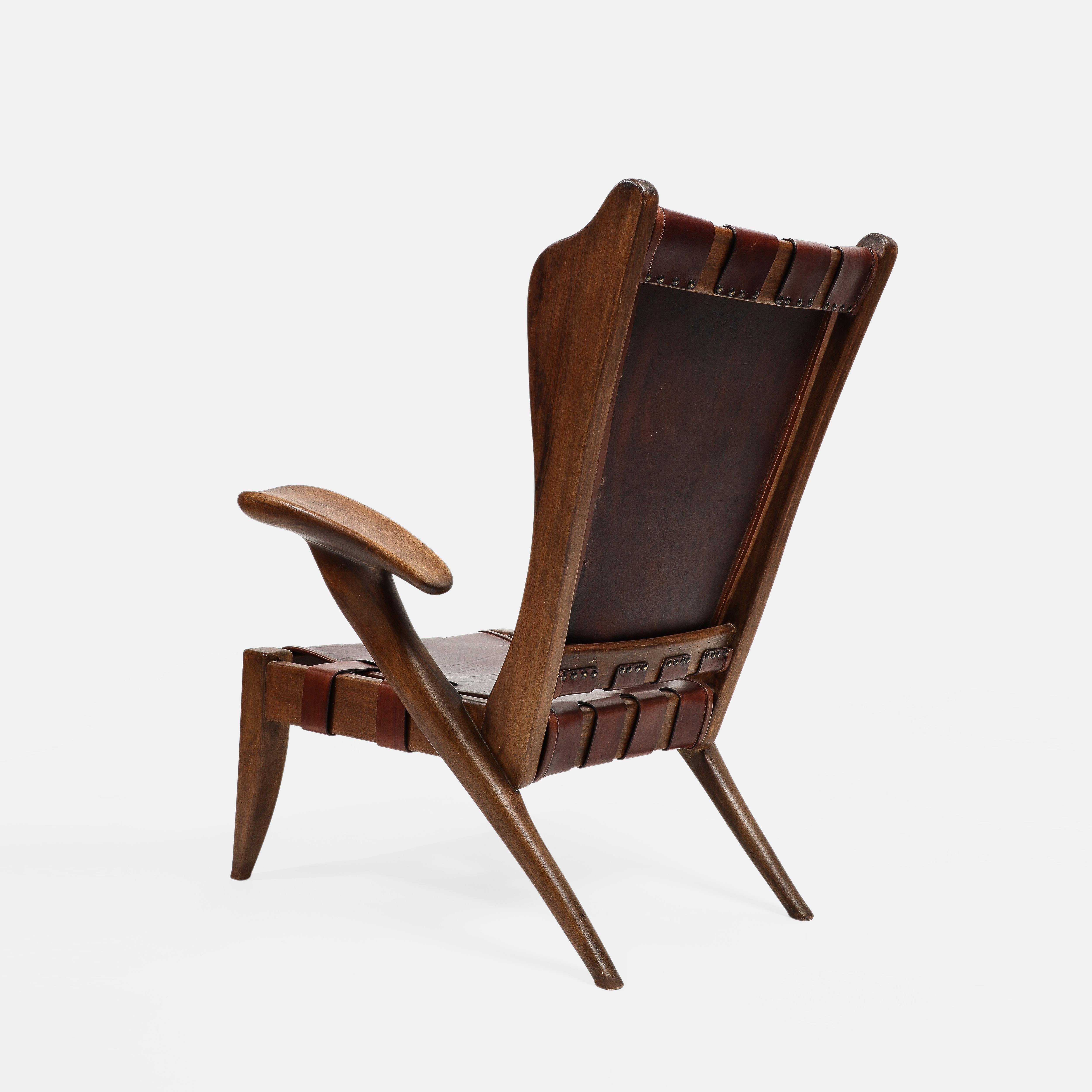 Mid-20th Century Guglielmo Pecorini Rare Highback Walnut and Burgundy Leather Lounge Chair 1940s