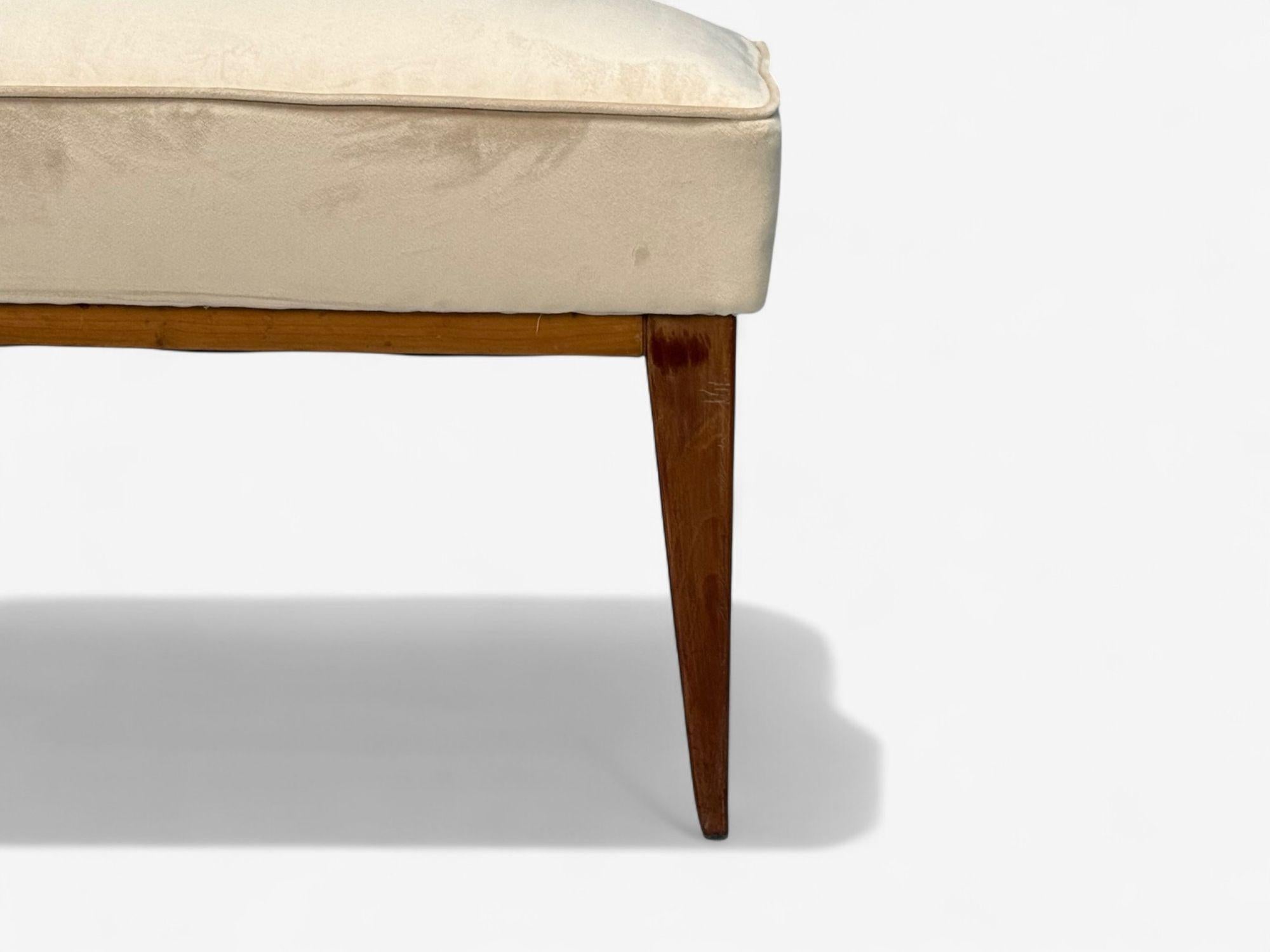 Guglielmo Pecorini, Gebeiztes Holz, Beige Samt, Ottomane, Italien, 1950er Jahre (Mitte des 20. Jahrhunderts) im Angebot