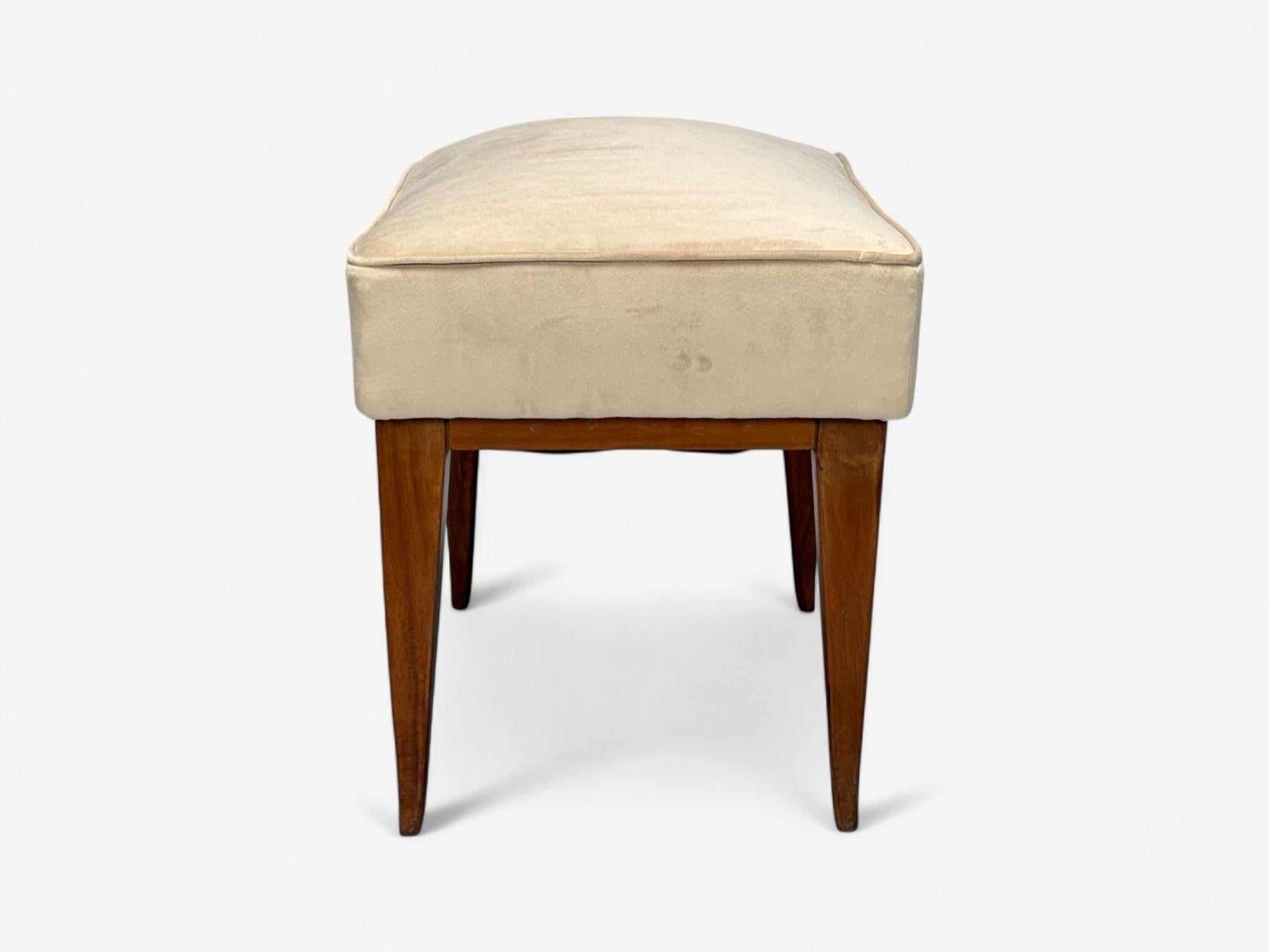 Guglielmo Pecorini, Gebeiztes Holz, Beige Samt, Ottomane, Italien, 1950er Jahre im Angebot 1