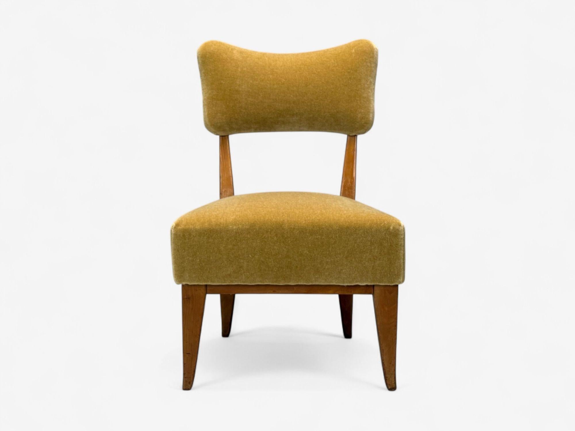 Guglielmo Pecorini, Gebeiztes Holz, Kamel Mohair, Niedriger Sessel, Italien, 1950er Jahre im Angebot 1