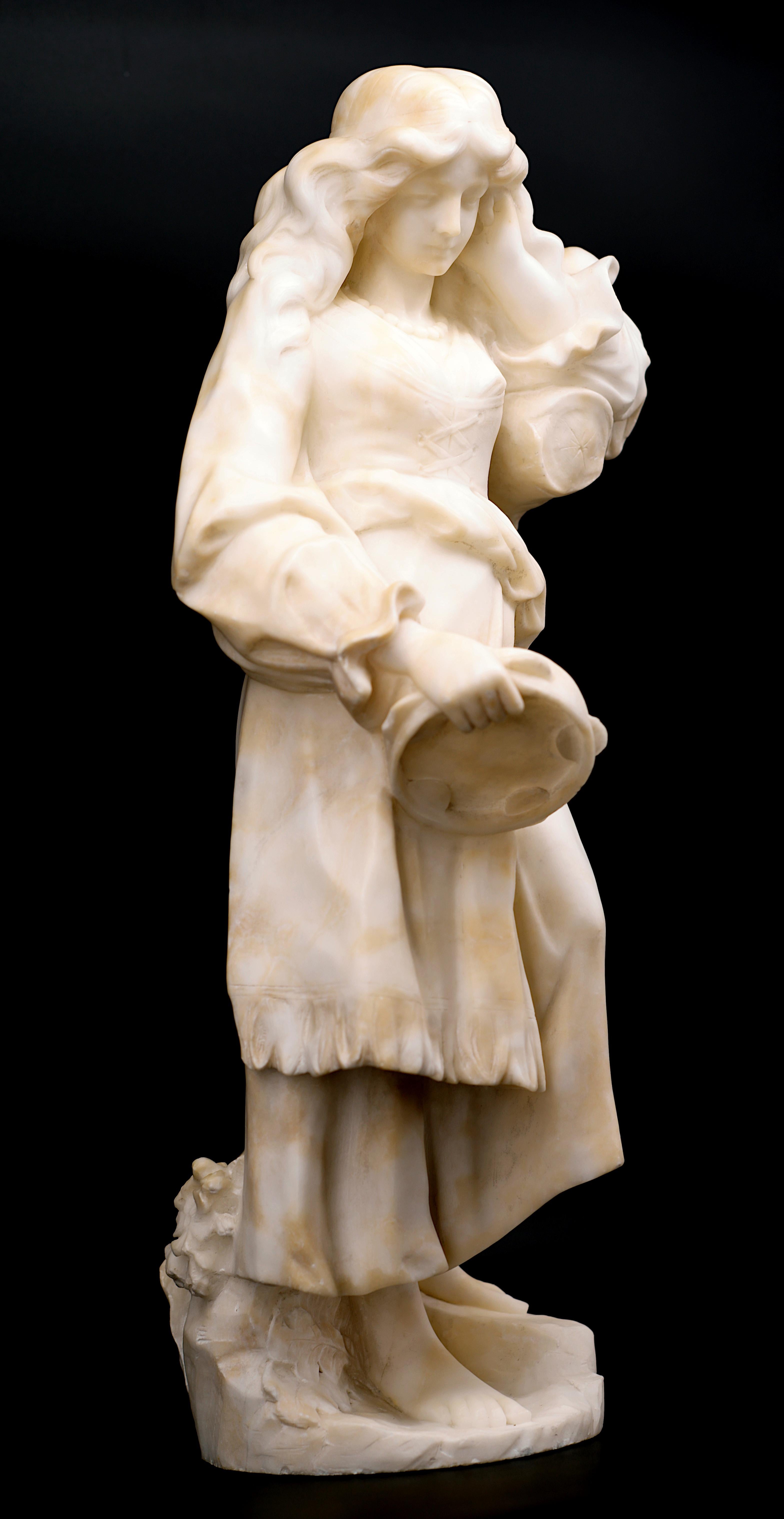 Guglielmo PUGI Young Gipsy with Tambourine Alabaster Sculpture, 1880s In Good Condition For Sale In Saint-Amans-des-Cots, FR