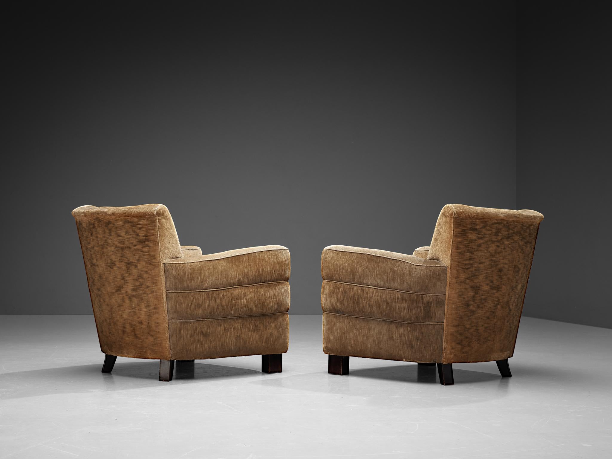 Italian Guglielmo Ulrich Art Deco Lounge Chairs in Beige Upholstery