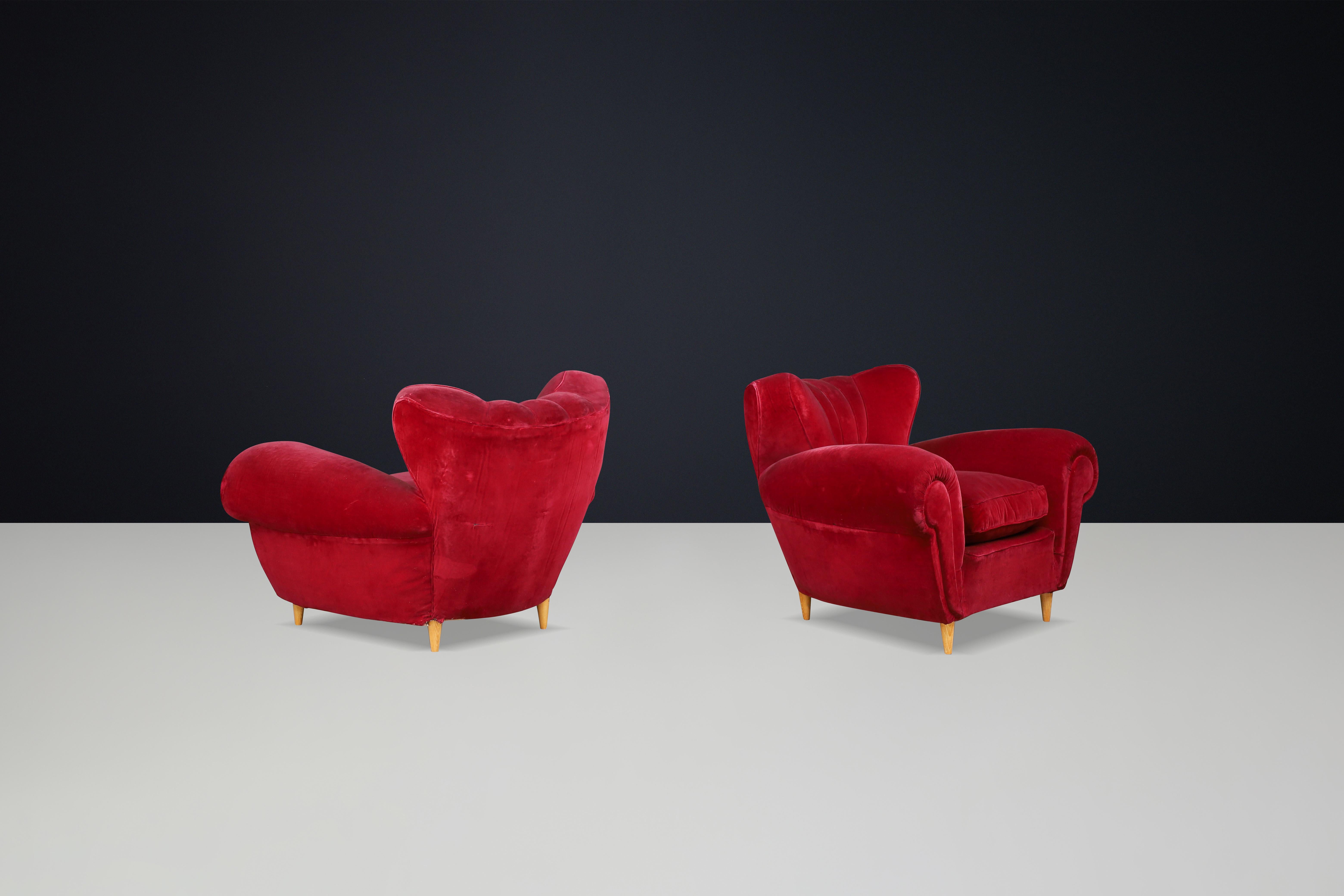 Upholstery Guglielmo Ulrich Art Deco Lounge Chairs in Original Velvet, Italy, 1930s