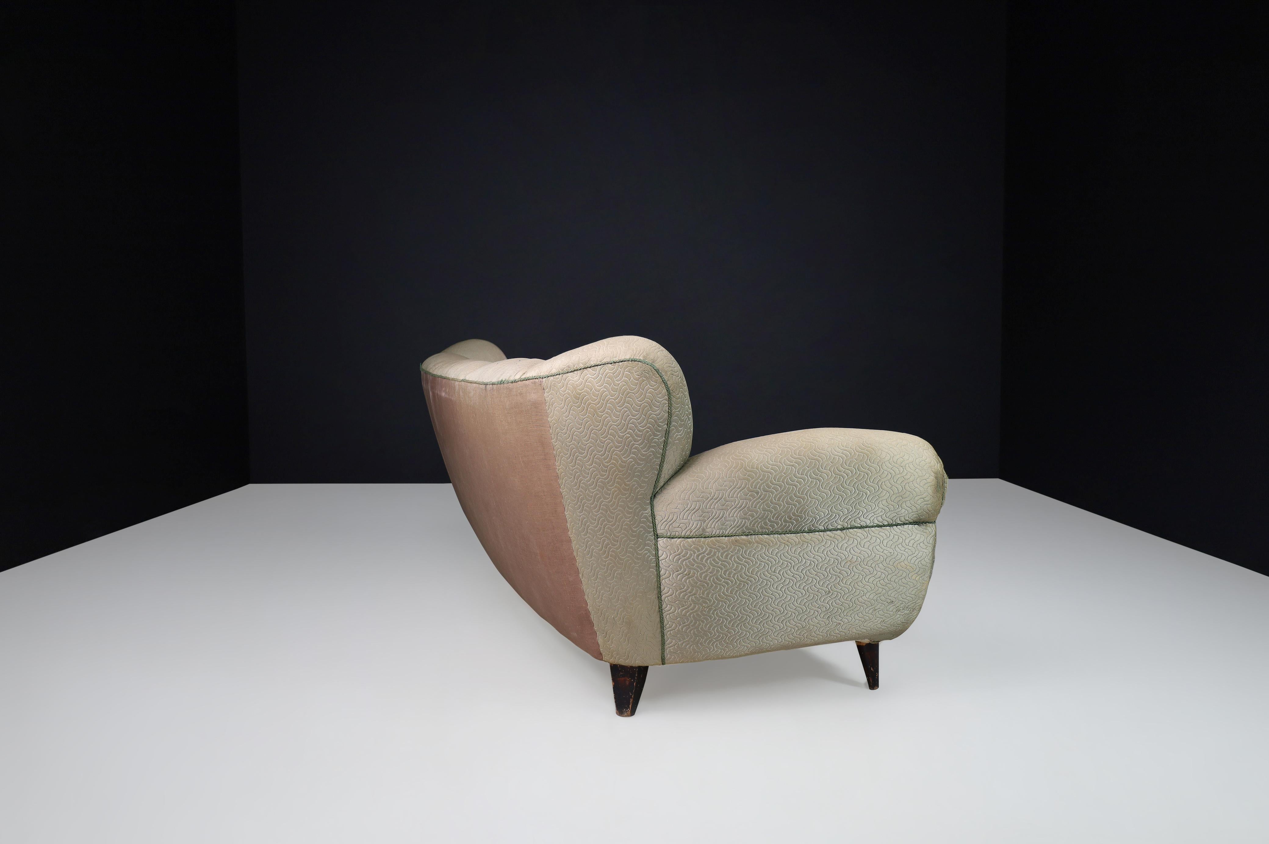Guglielmo Ulrich Art Deco Sofa in Original Fabric, Italy 1930s For Sale 7