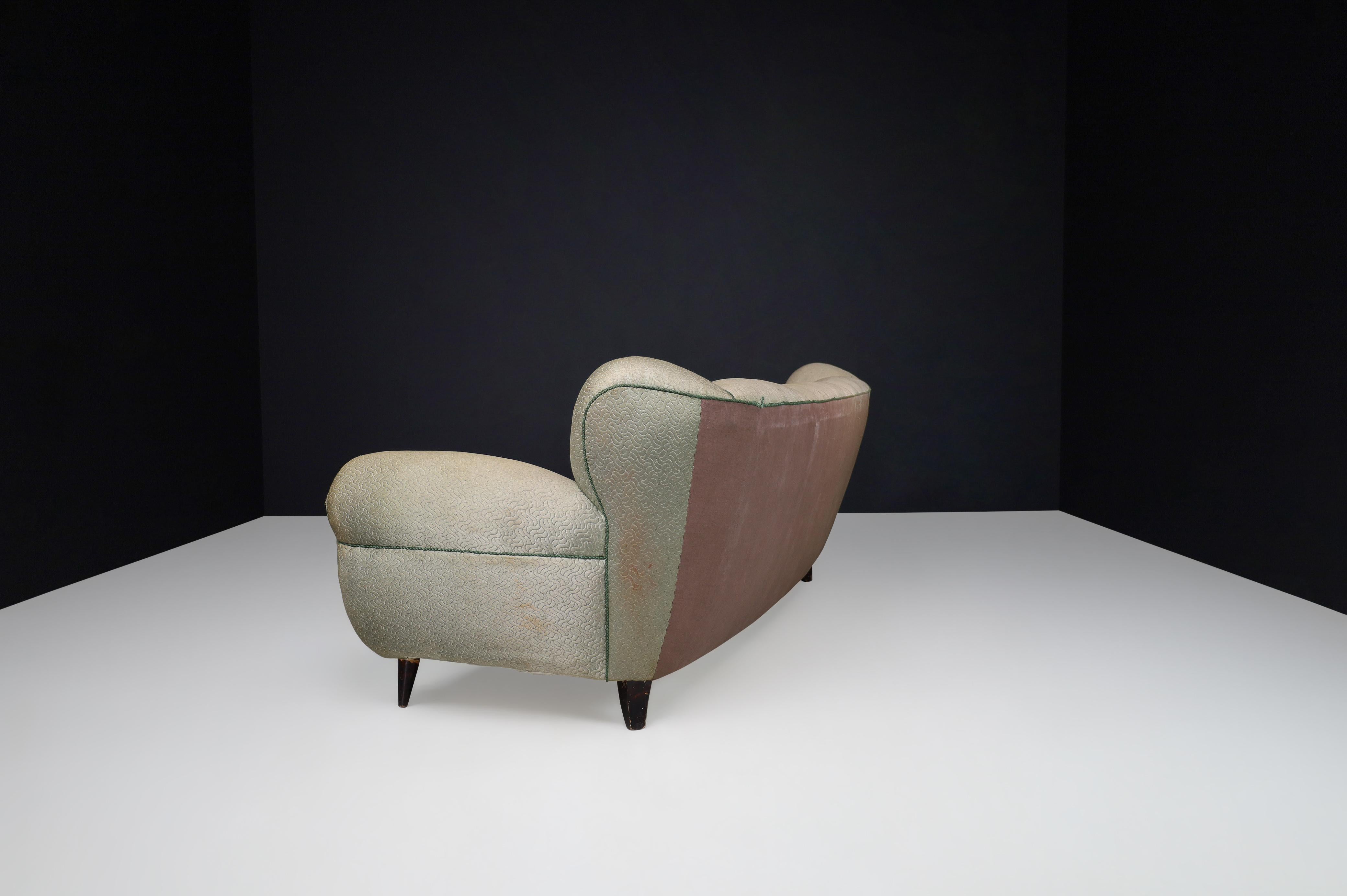 Guglielmo Ulrich Art Deco Sofa in Original Fabric, Italy 1930s For Sale 3