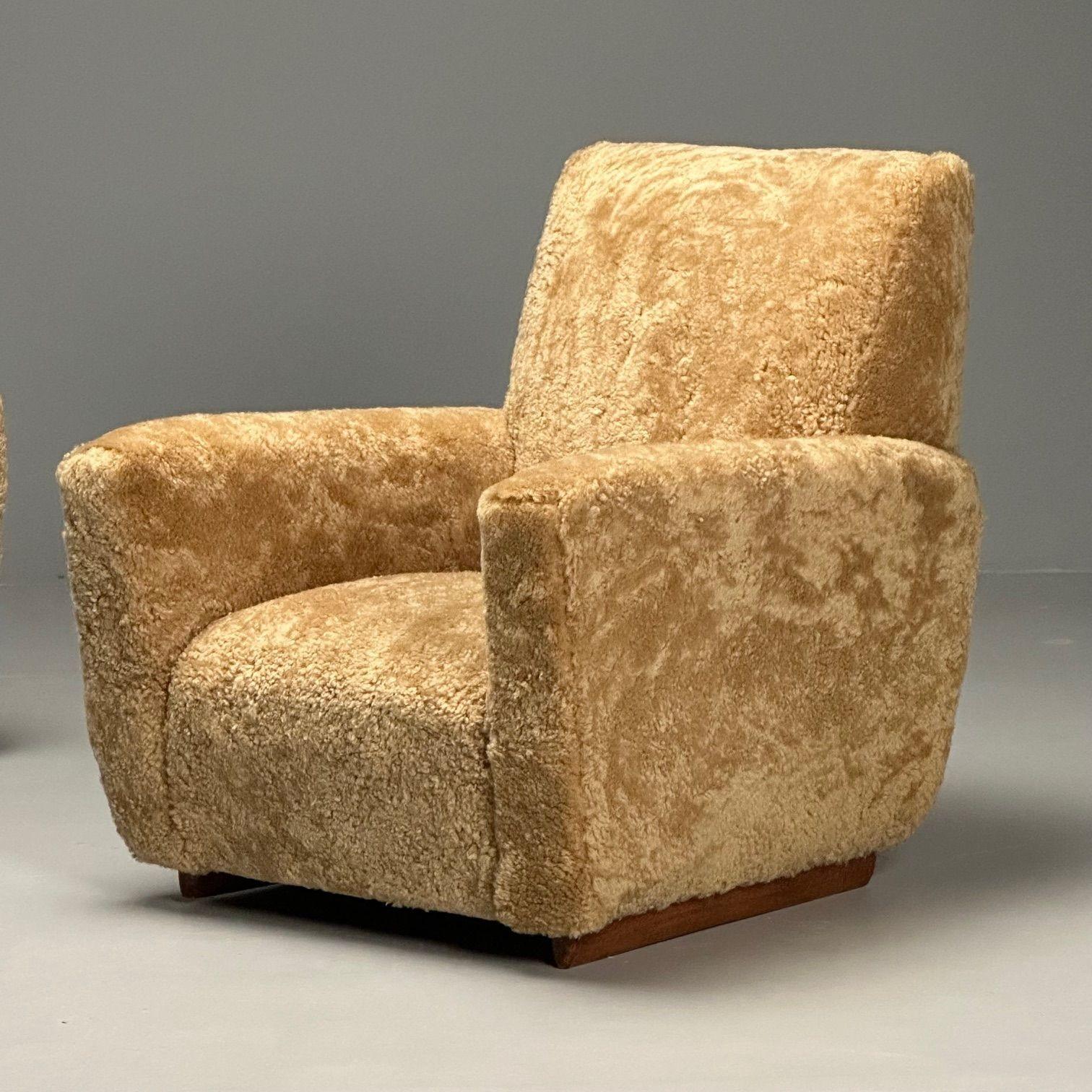 Sheepskin Guglielmo Ulrich Attr Italian Mid-Century Modern Lounge Chairs, Honey Shearling  For Sale