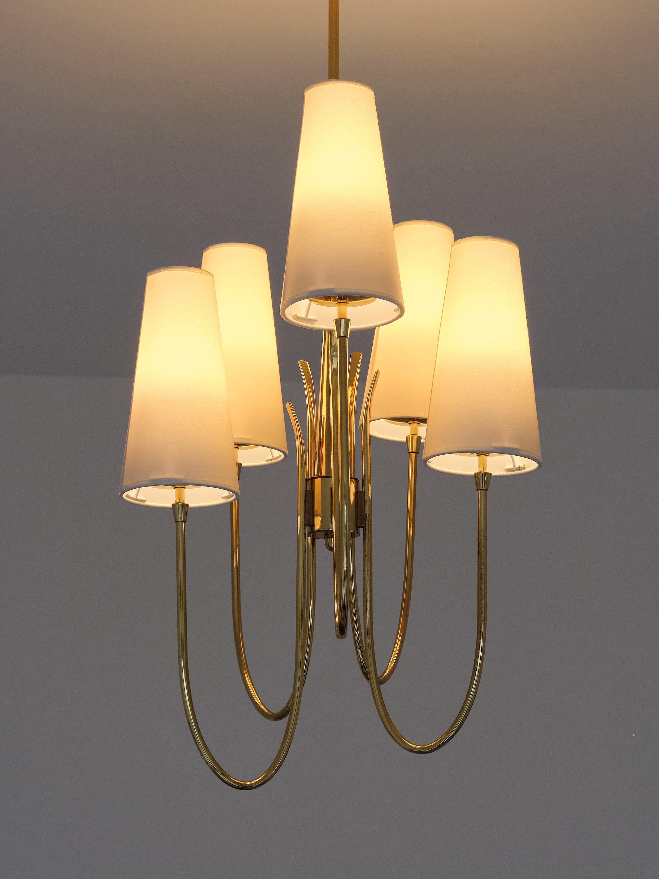 Guglielmo Ulrich Attributed Five Arm Chandelier, Brass and Fabric, Italy, 1940s 4