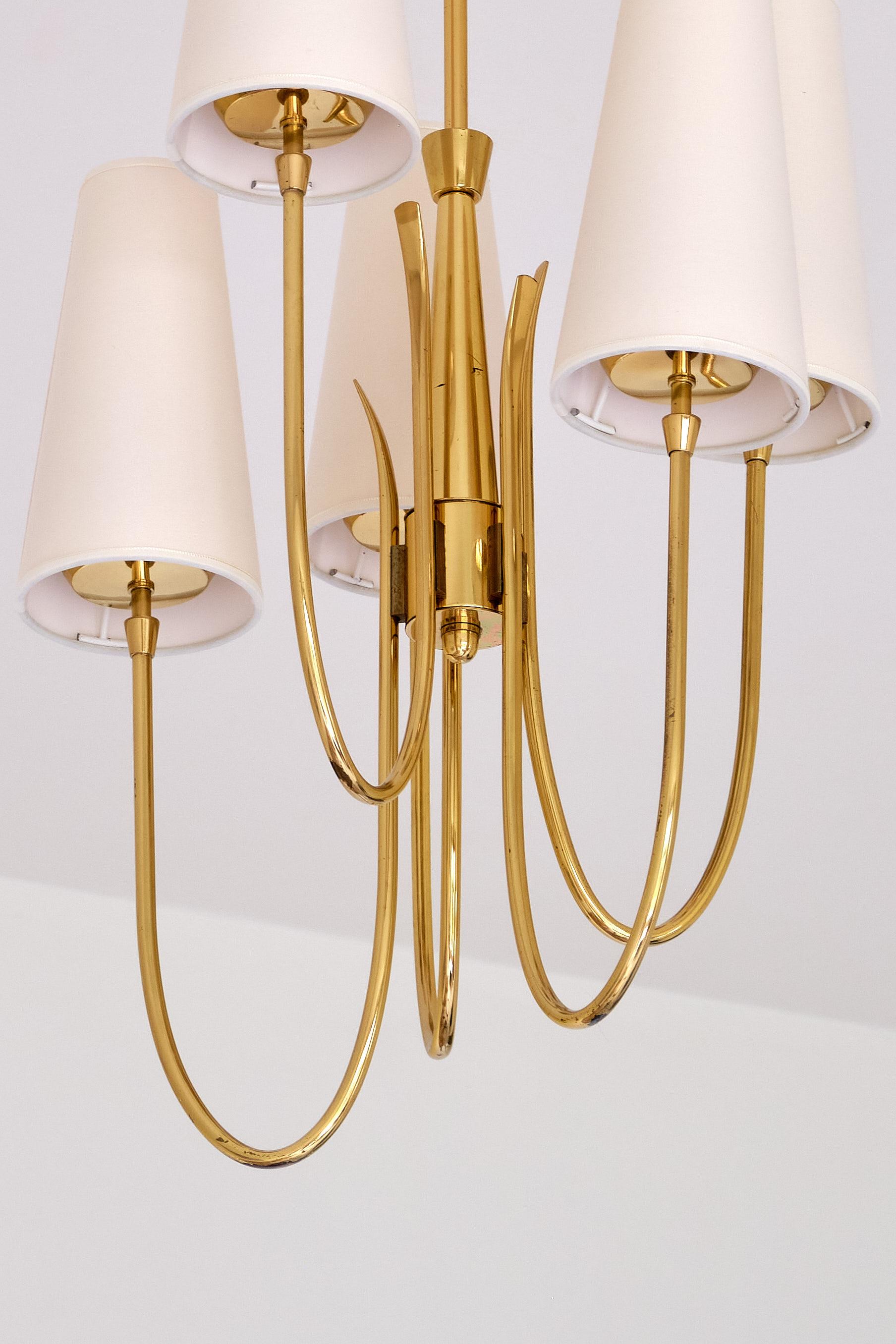 Guglielmo Ulrich Attributed Five Arm Chandelier, Brass and Fabric, Italy, 1940s 2