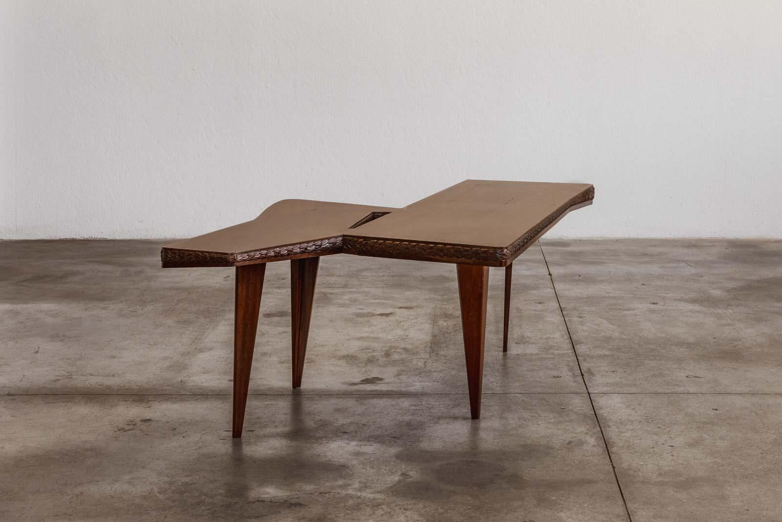 Milieu du XXe siècle Guglielmo Ulrich Bureau �à forme libre, 1950 en vente