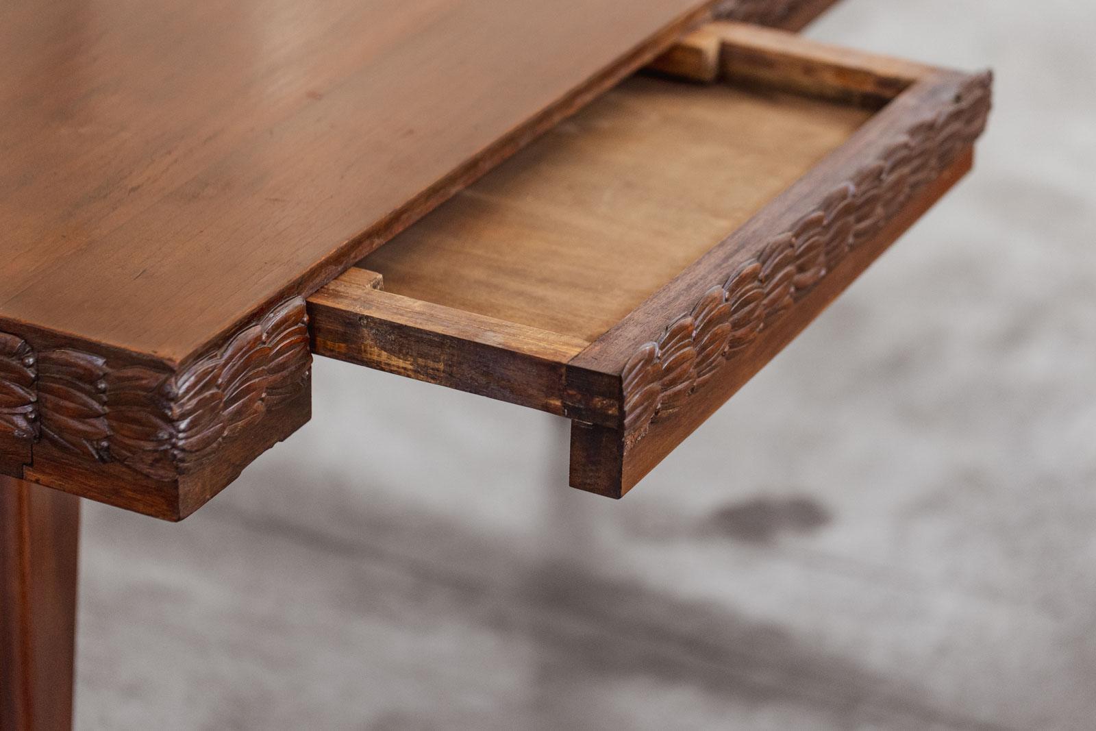 Bois Guglielmo Ulrich Bureau à forme libre, 1950 en vente