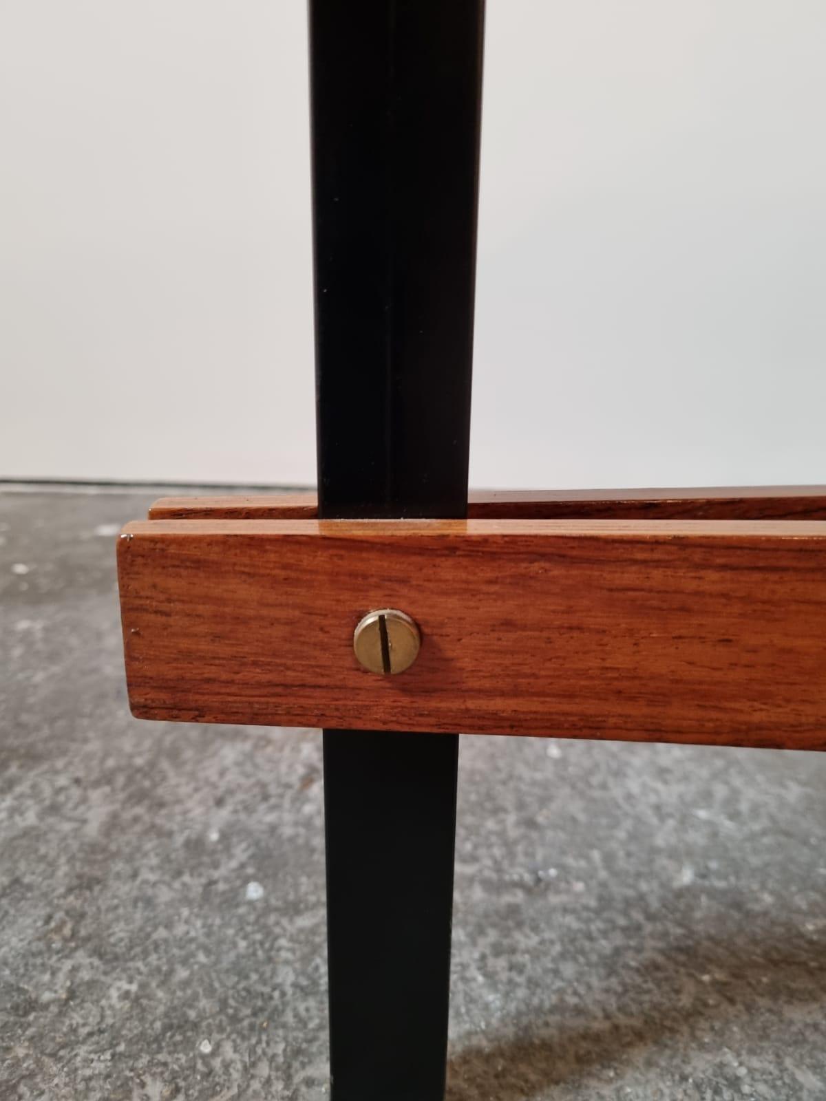 Tavolino da caffè in teak italiano di Guglielmo Ulrich, 1950 Tavola di metà secolo In condizioni buone a PEGO, Alicante